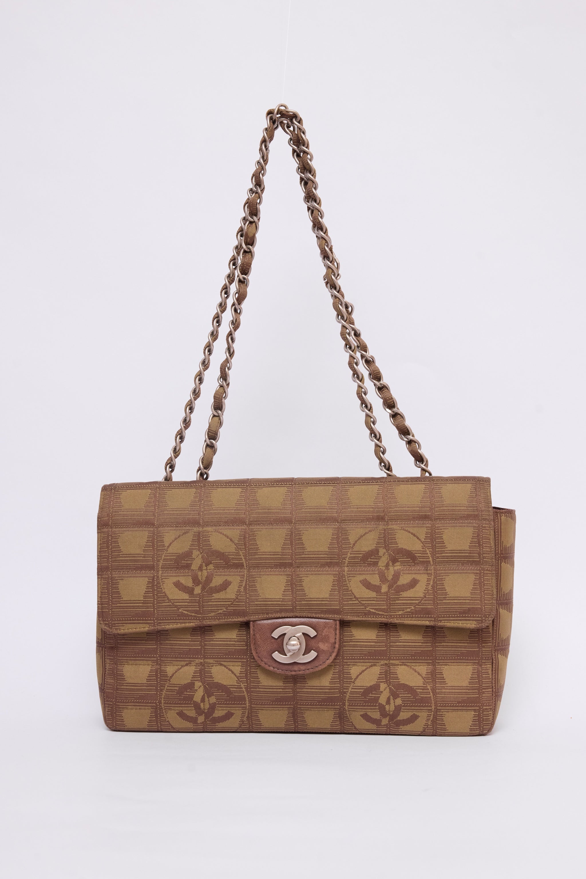 CHANEL GREEN TRAVEL LIGNE FLAP