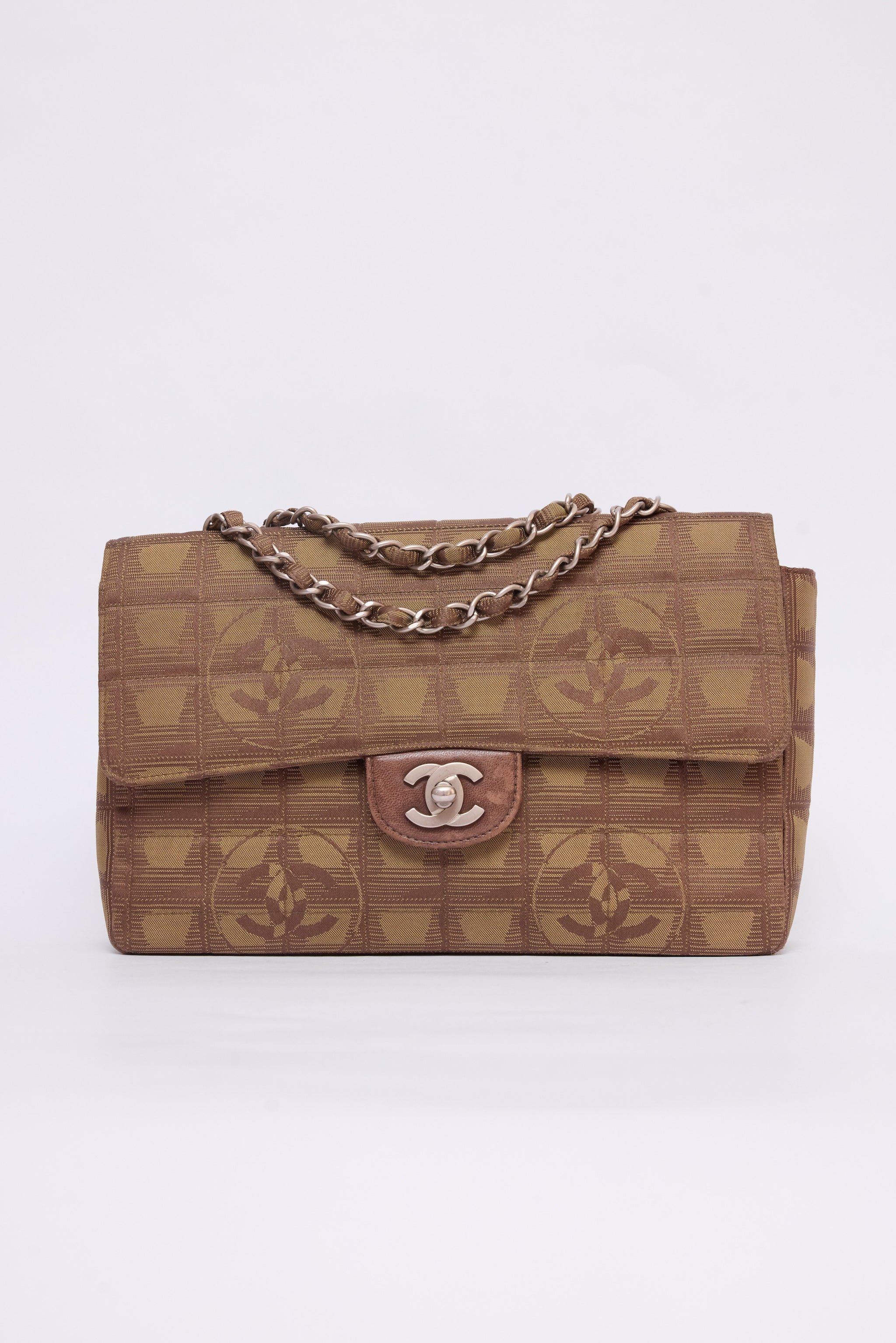 CHANEL GREEN TRAVEL LIGNE FLAP