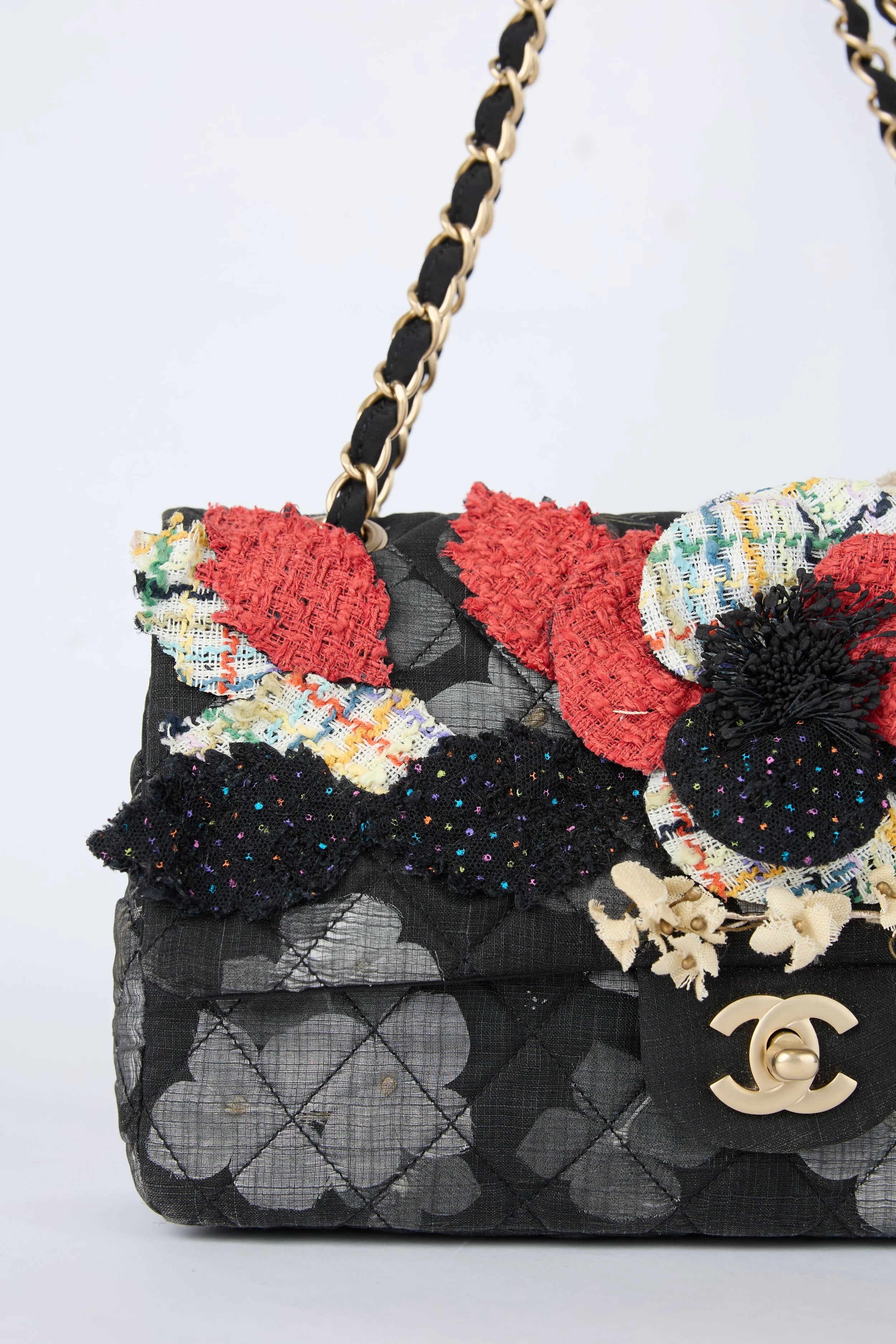 RARE SPRING 2010 CHANEL FLORAL APPLIQUE MEDIUM FLAP
