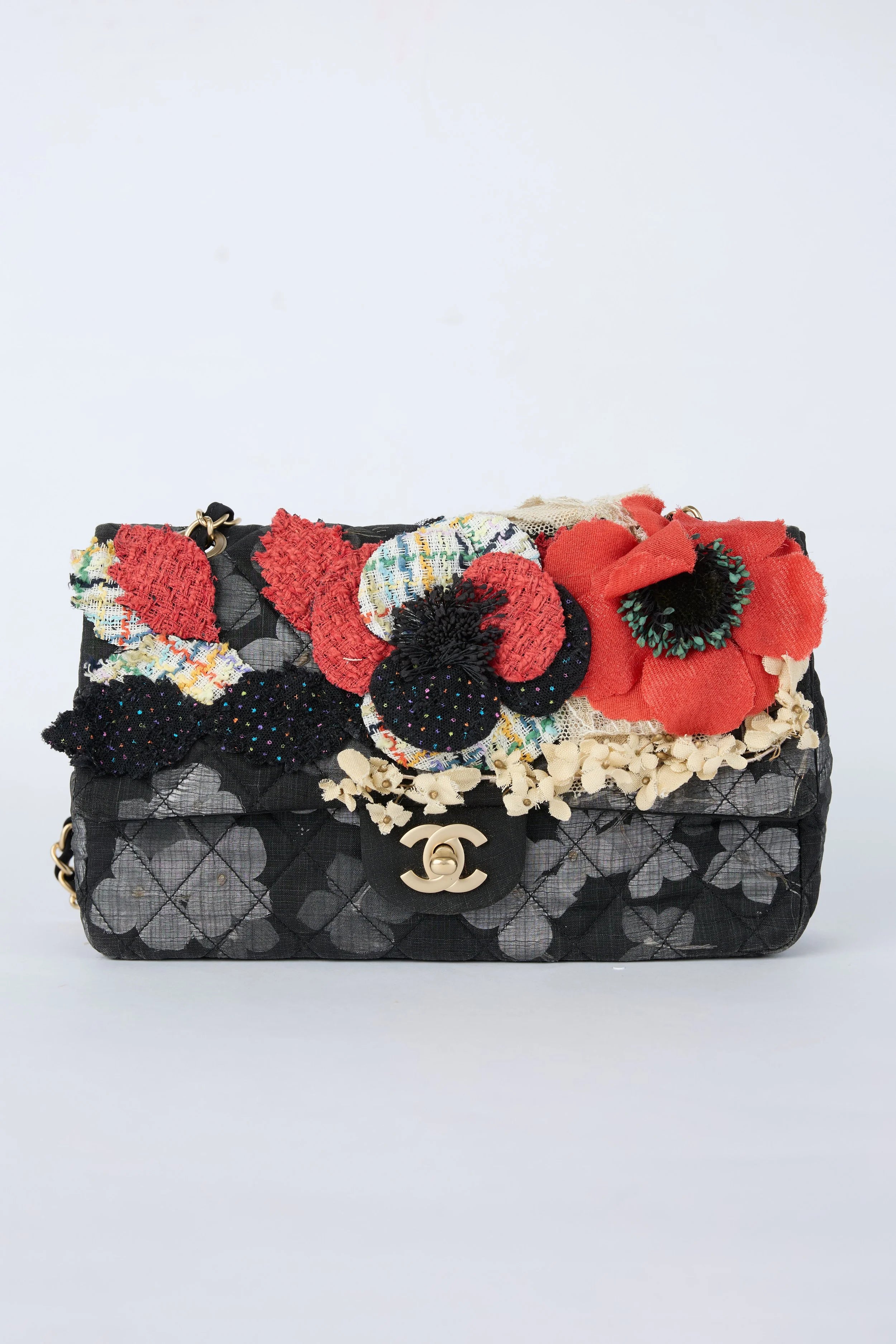 RARE SPRING 2010 CHANEL FLORAL APPLIQUE MEDIUM FLAP