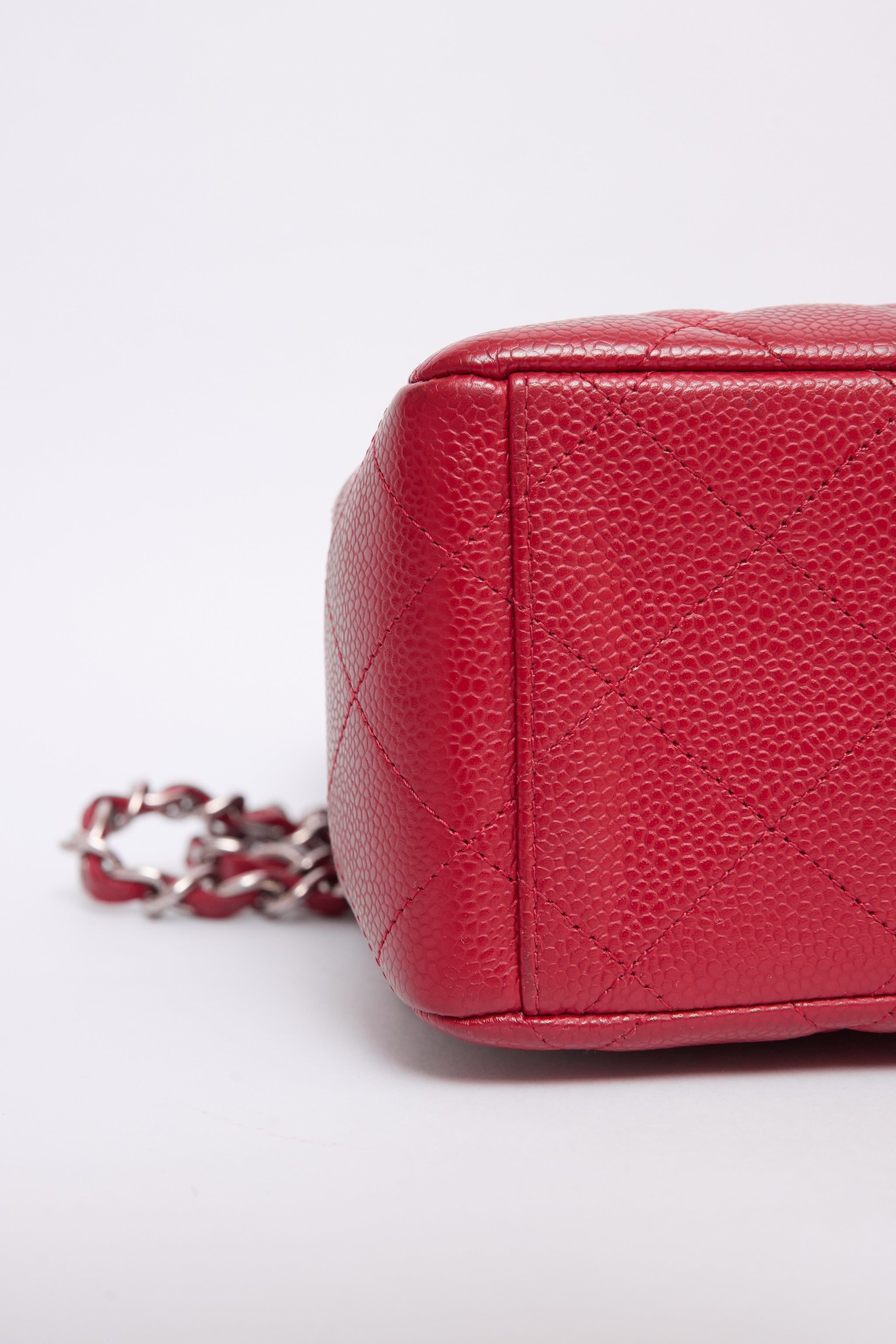 CHANEL RED CAVIAR JUMBO FLAP