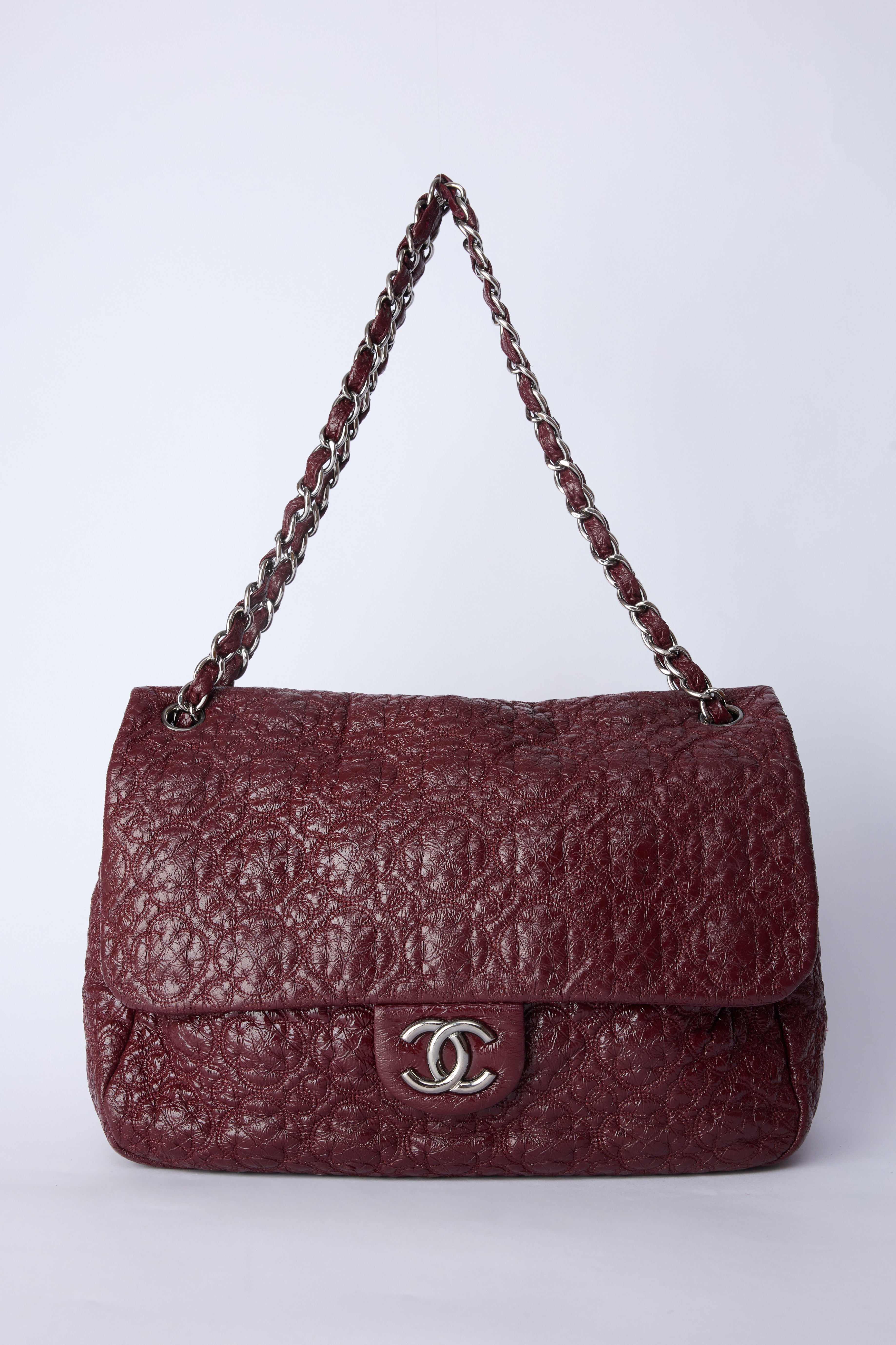 CHANEL BURGUNDY 'ROCK IN MOSCOW' JUMBO FLAP