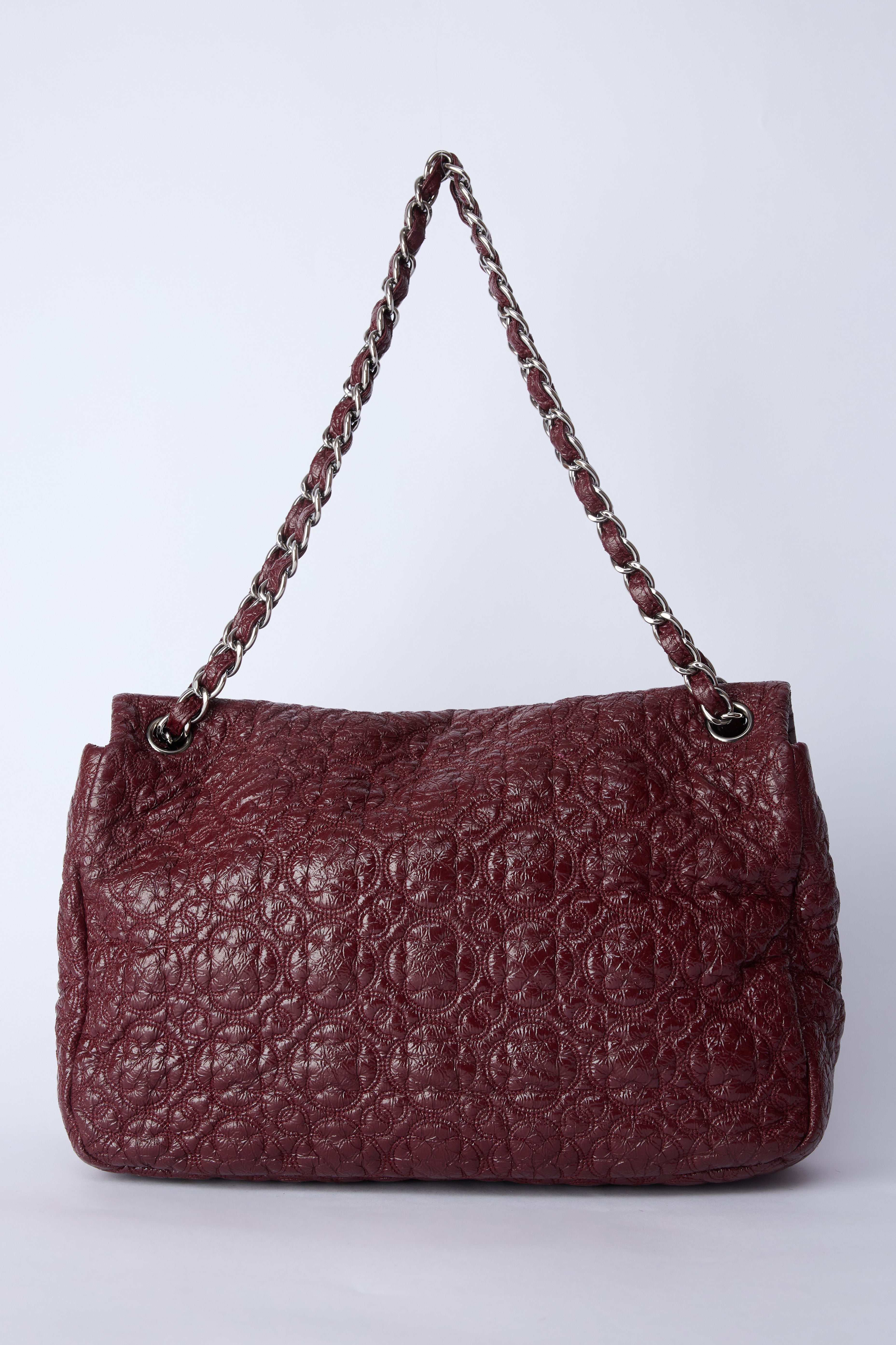 CHANEL BURGUNDY 'ROCK IN MOSCOW' JUMBO FLAP