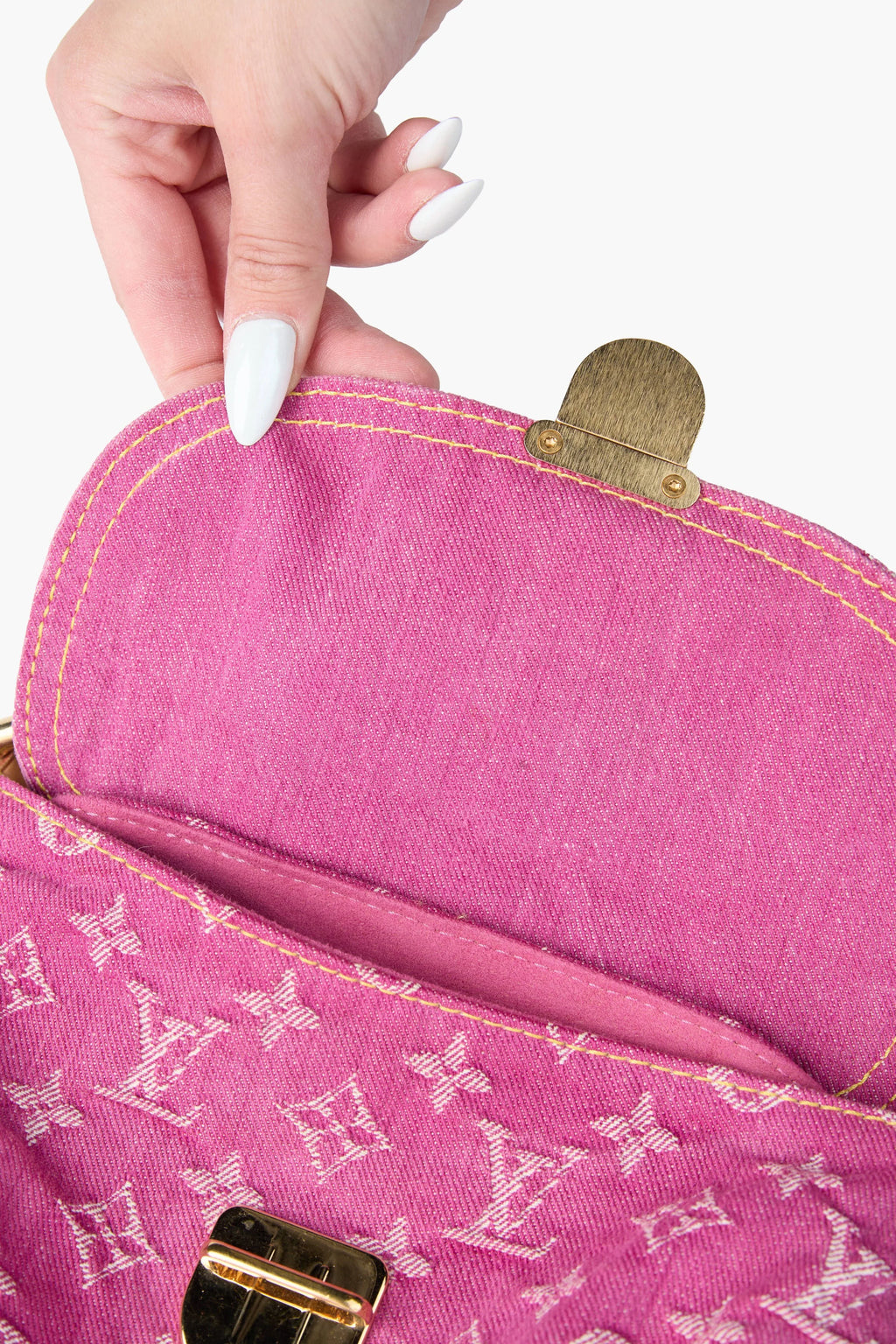 Louis Vuitton Monogram Pink Denim Pleaty