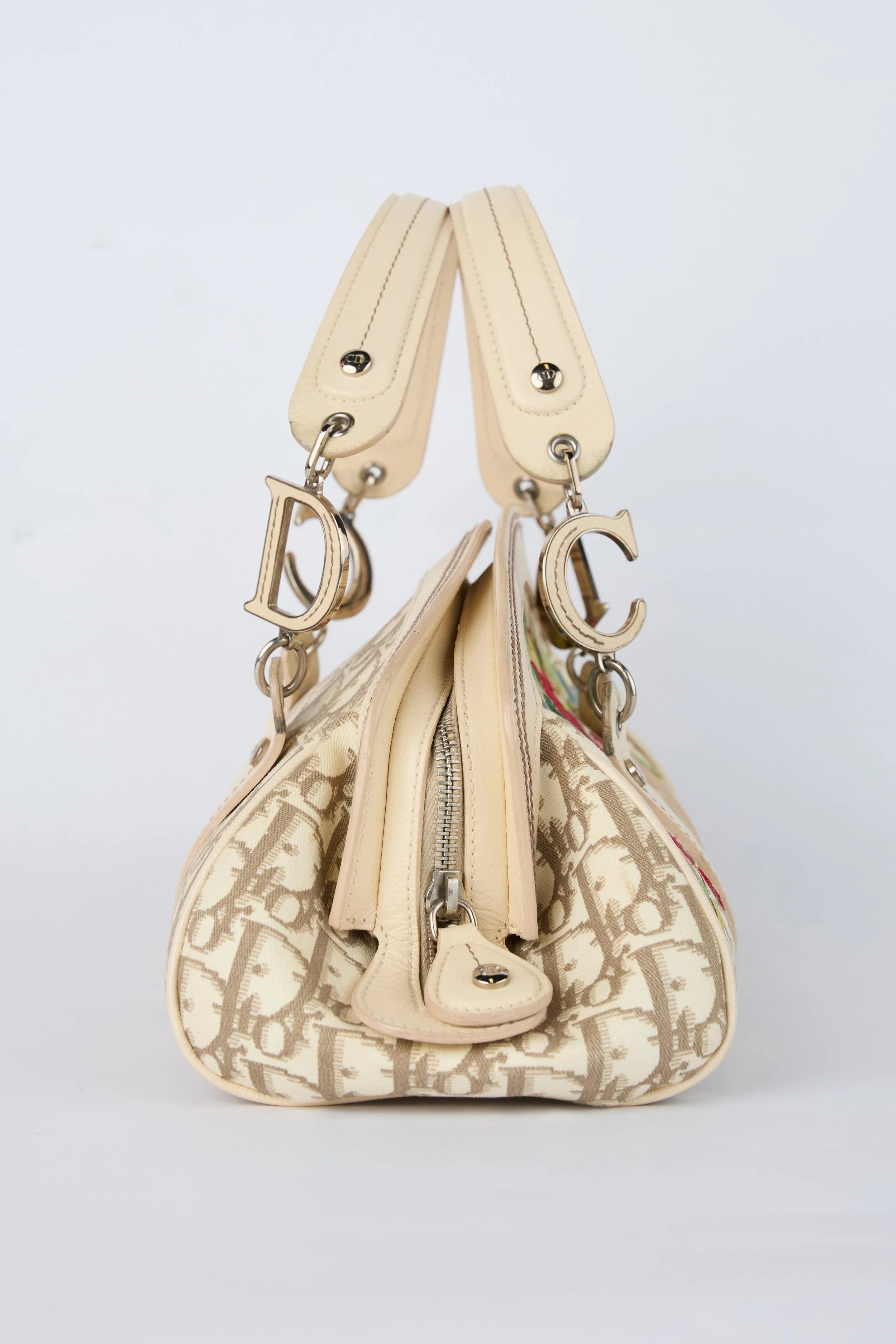 DIOR FLORAL TROTTER BOWLER