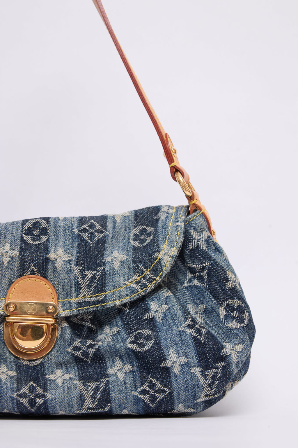 LOUIS VUITTON DENIM RAYE PLEATY