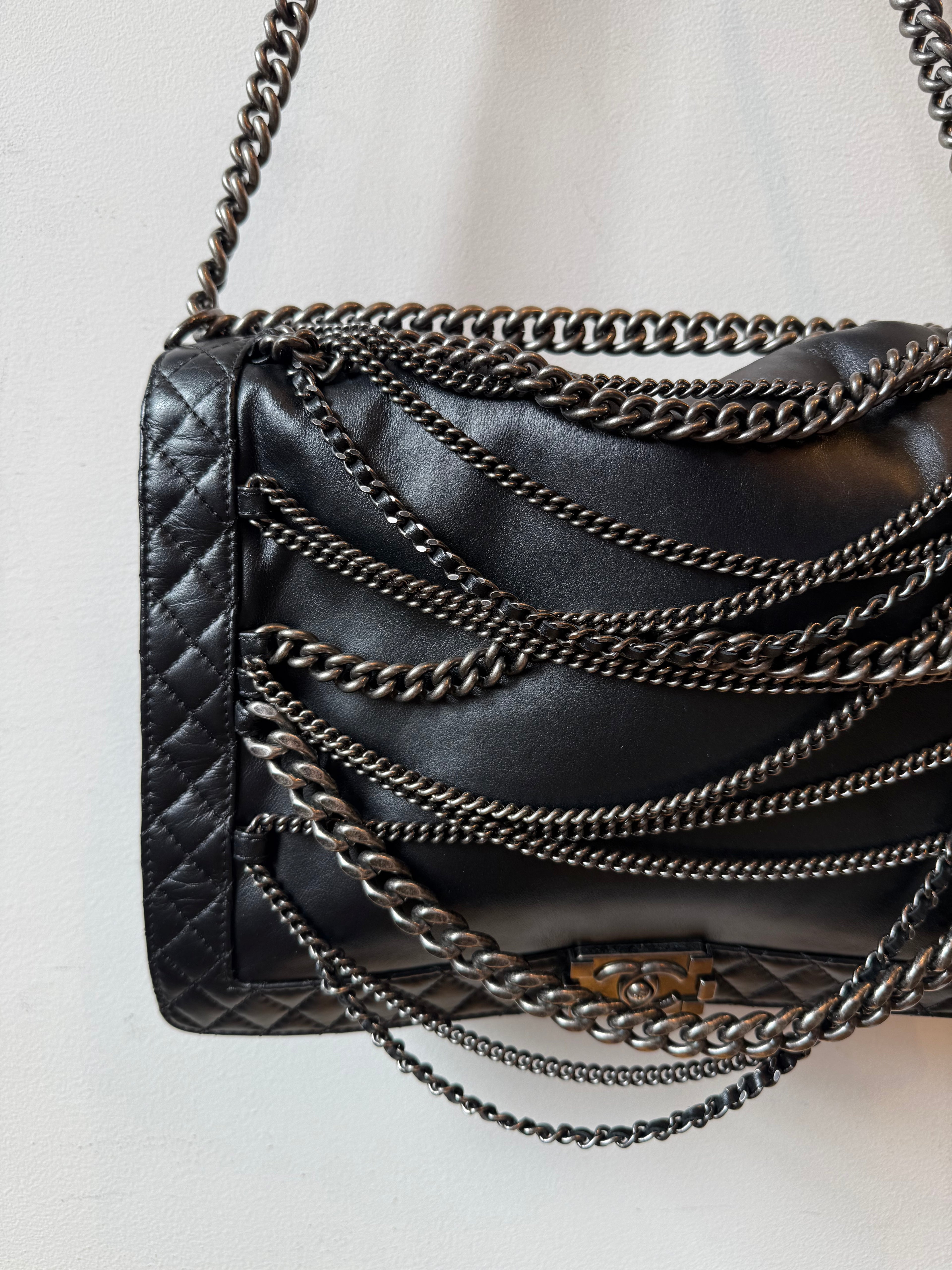 CHANEL XL CHAIN BAG