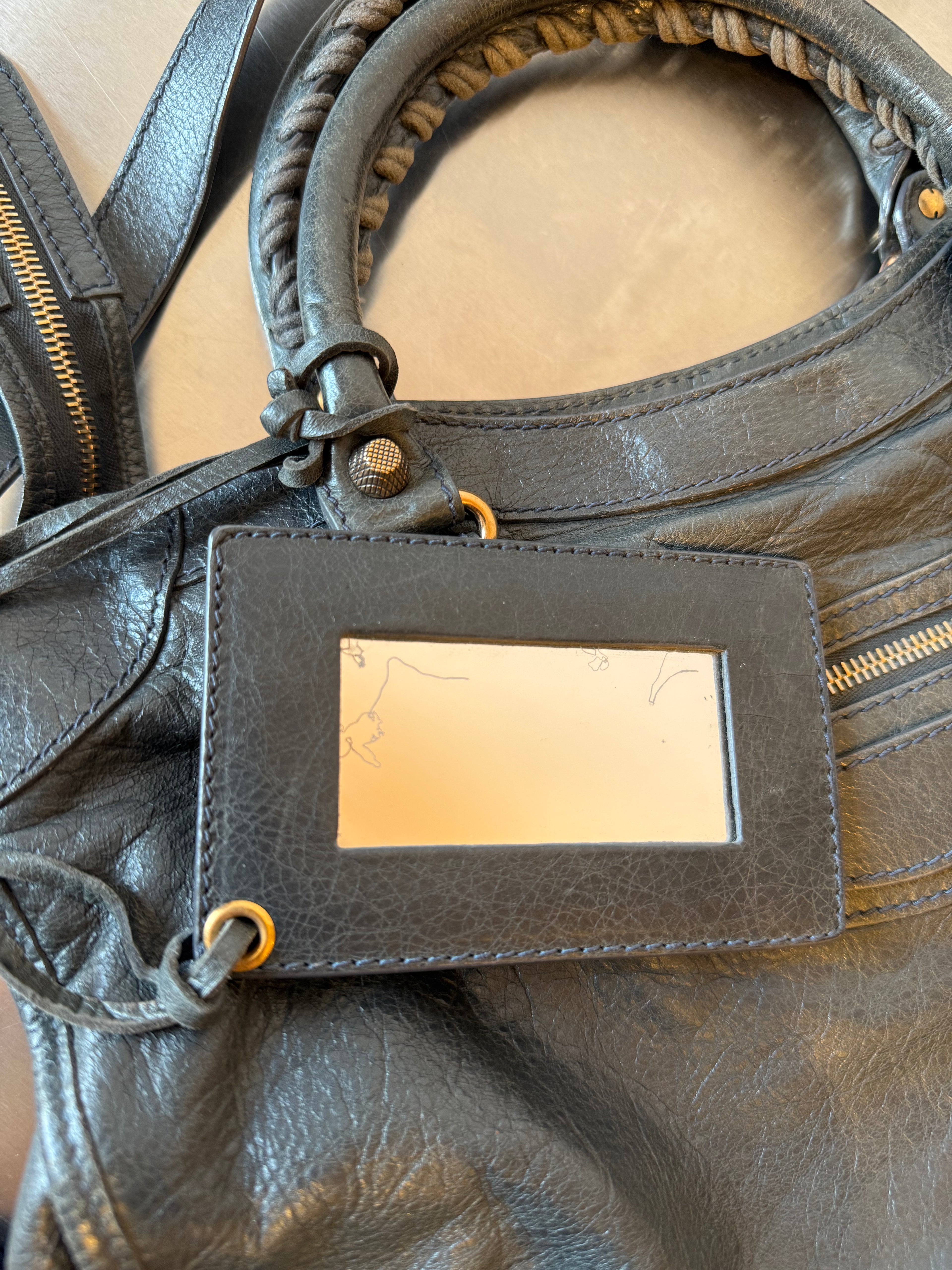 BALENCIAGA GREY CITY