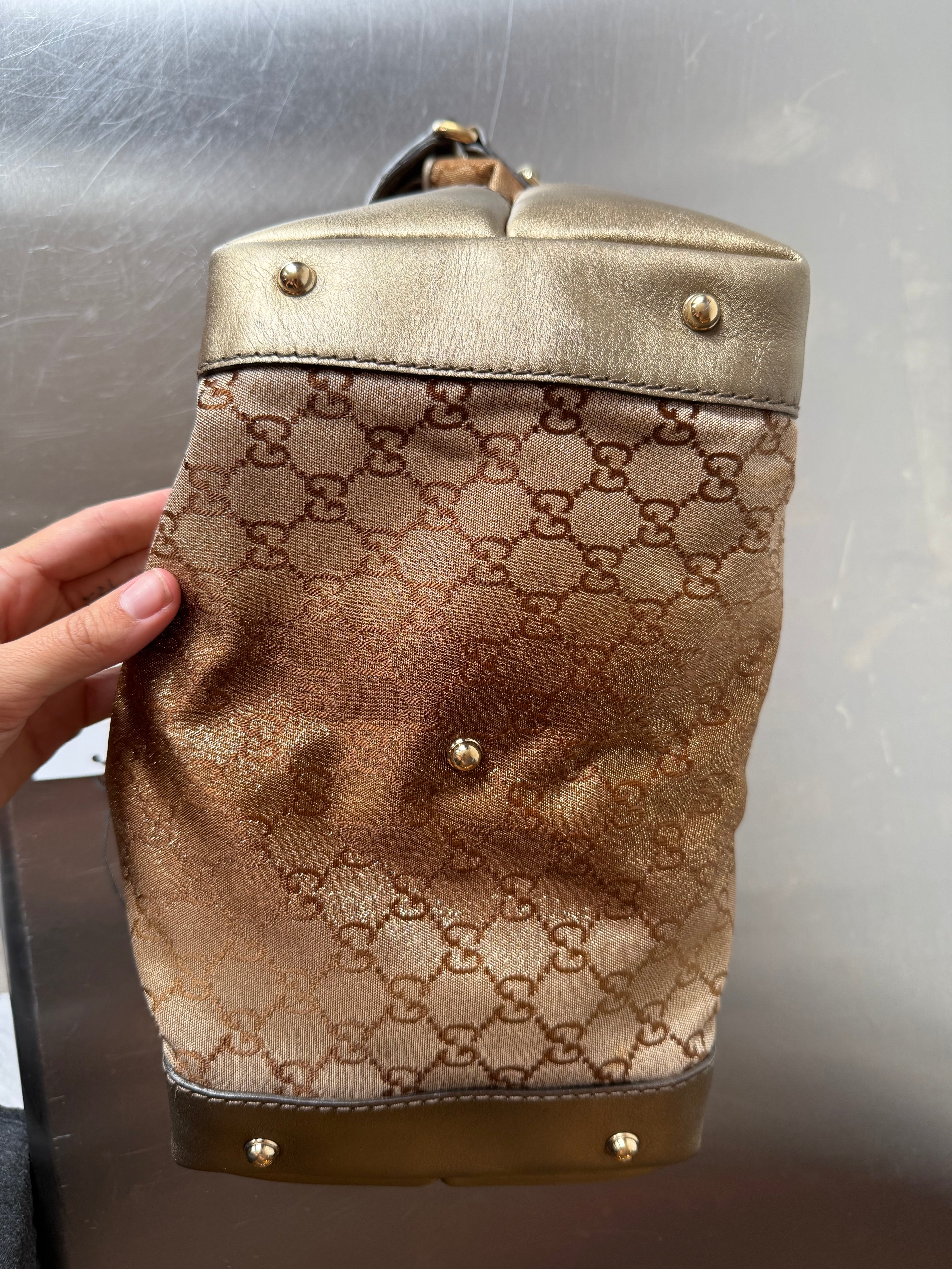 GUCCI METALLIC GOLD GUCCISSIMA HOBO