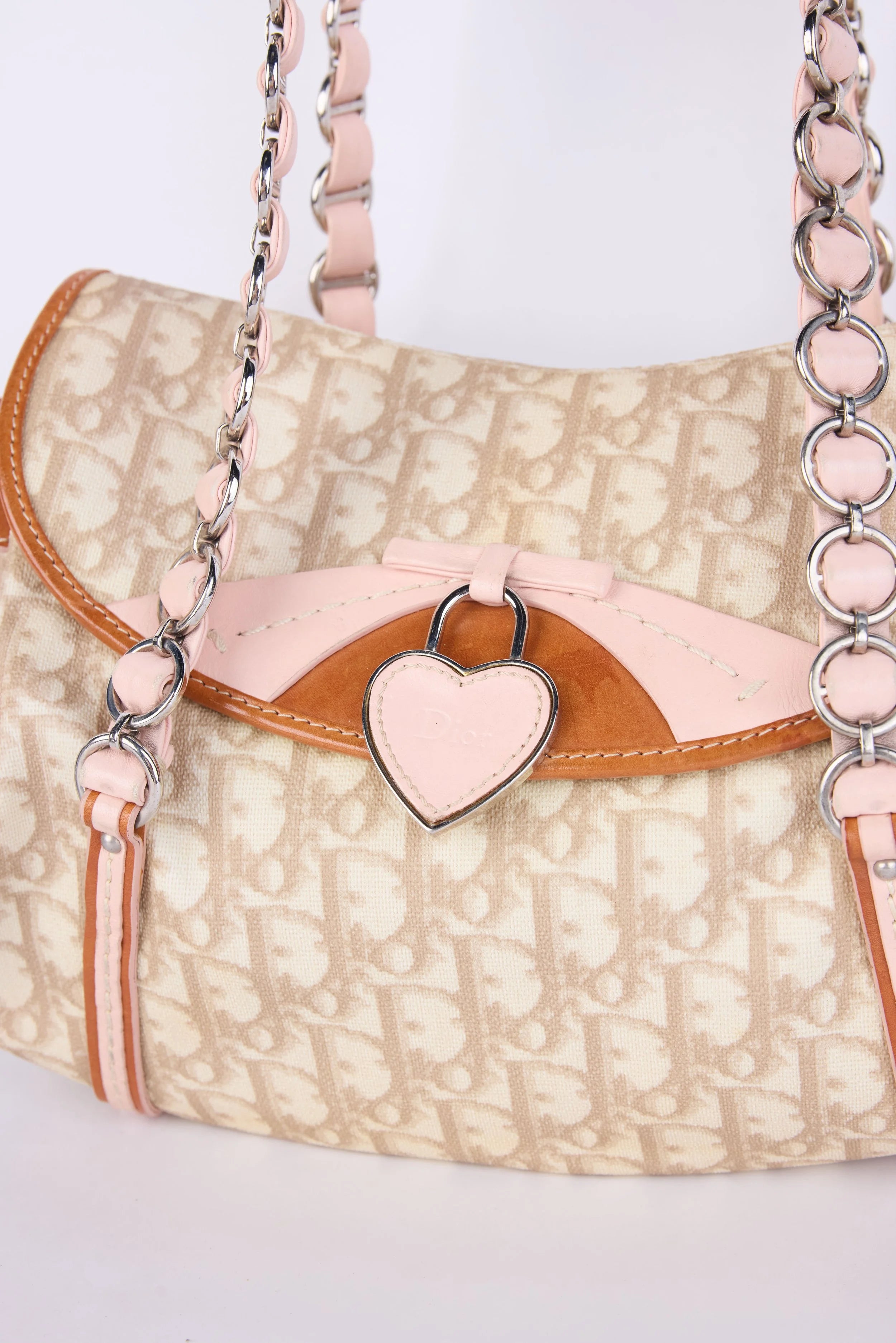 DIOR ROMANTIQUE HEARTLOCK BAG