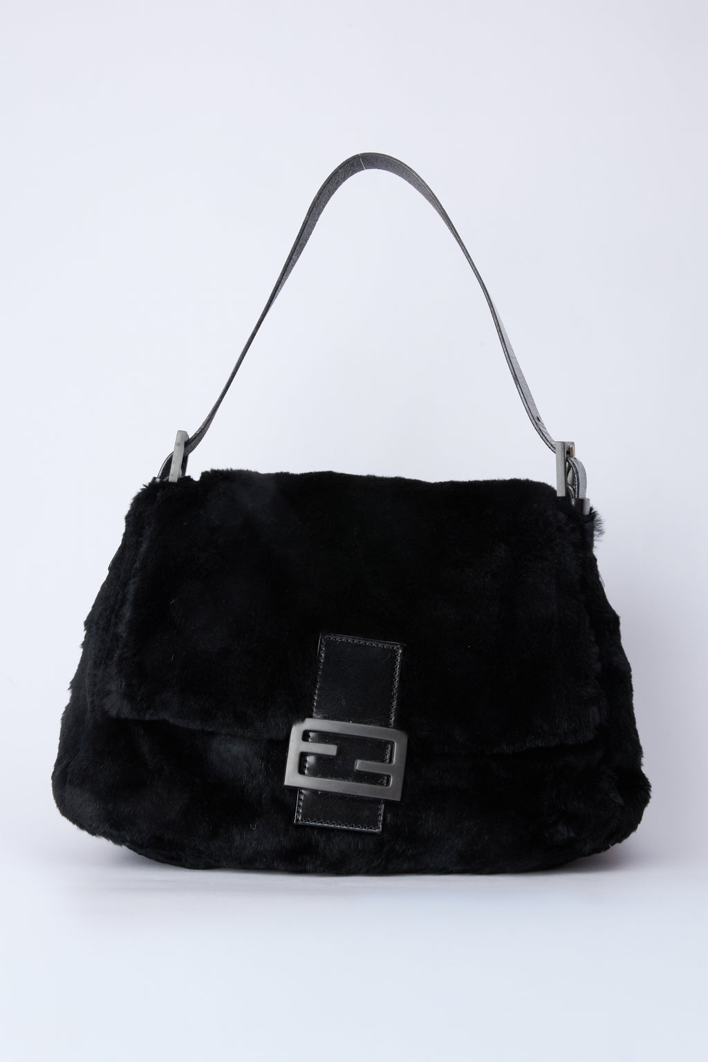 FENDI BLACK FUR MAMMA BAGUETTE