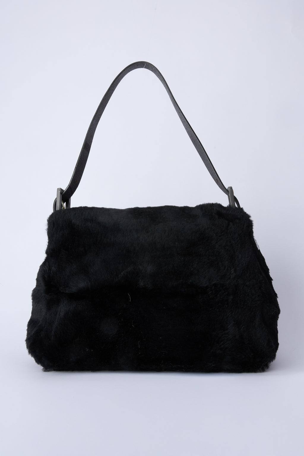 FENDI BLACK FUR MAMMA BAGUETTE