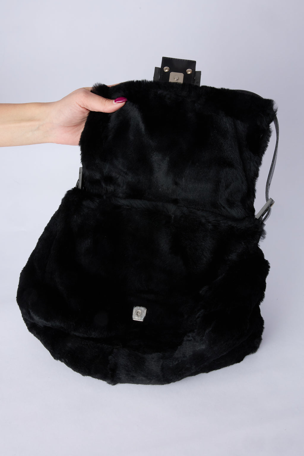 FENDI BLACK FUR MAMMA BAGUETTE