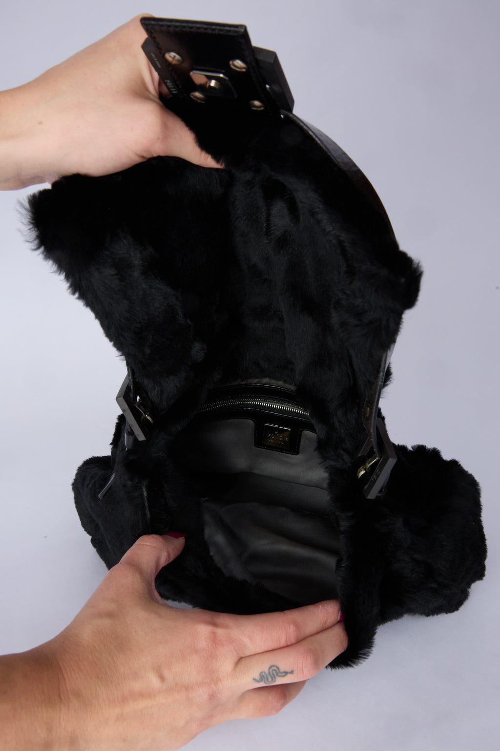 FENDI BLACK FUR MAMMA BAGUETTE