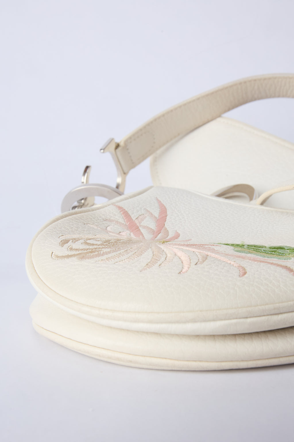 DIOR WHITE ROMANTIQUE SADDLE
