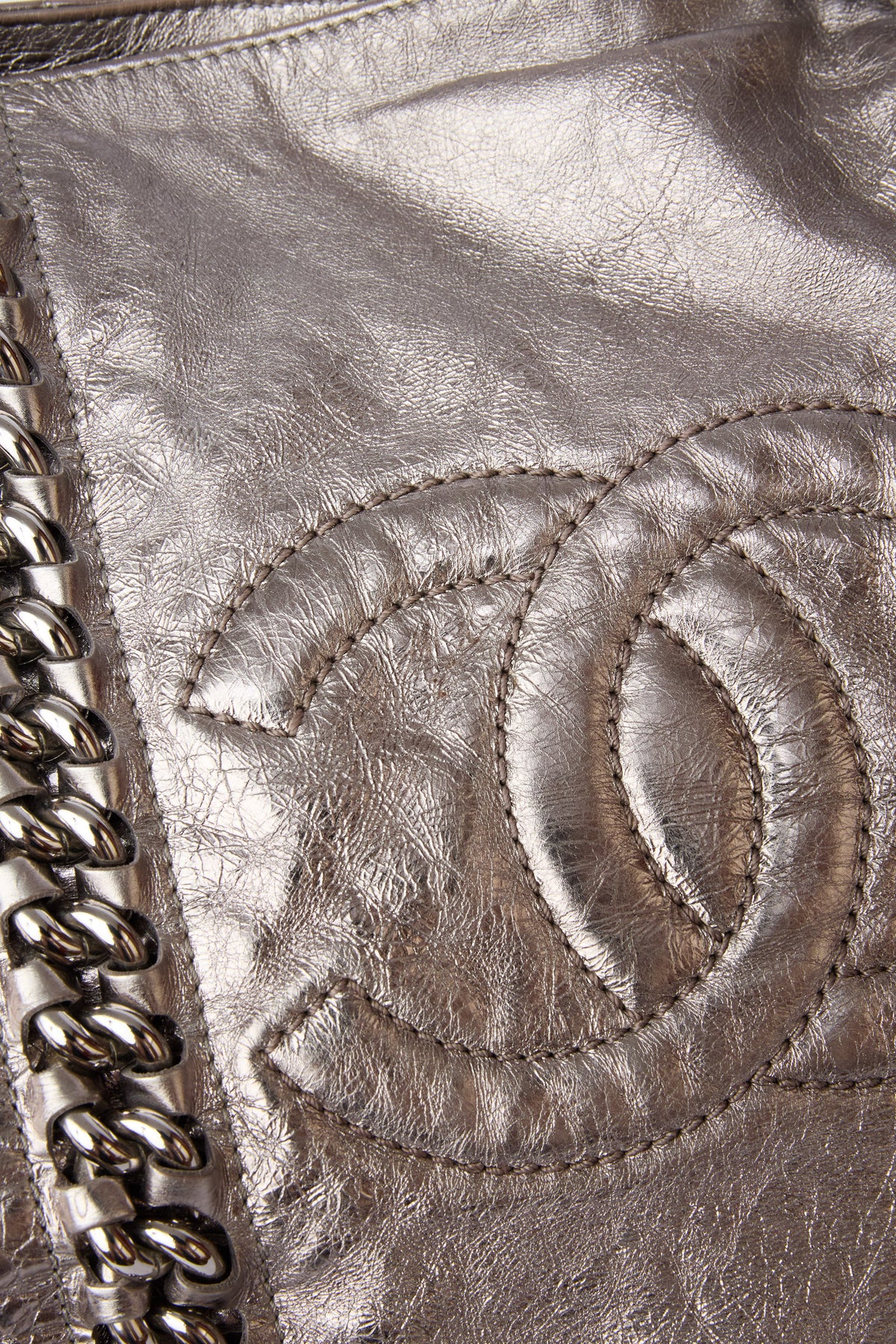 CHANEL METALLIC SILVER LUX LIGNE CHAIN TOTE