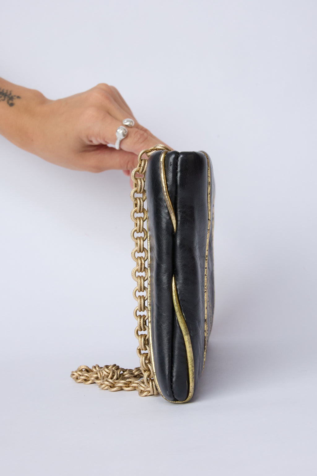 CHANEL PARIS-LONDON QUEEN POCHETTE