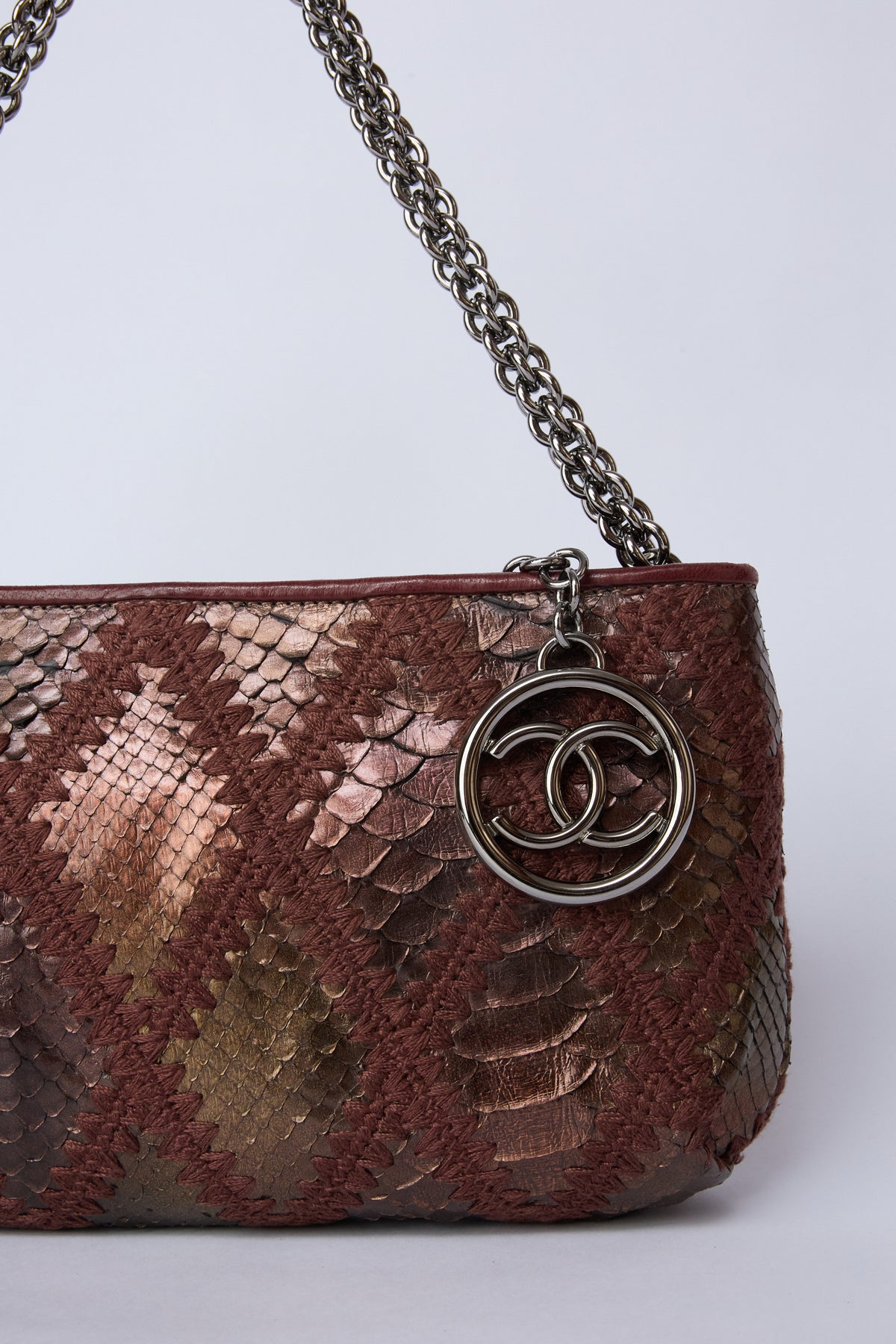 CHANEL PURPLE & BRONZE CROTCHET POCHETTE