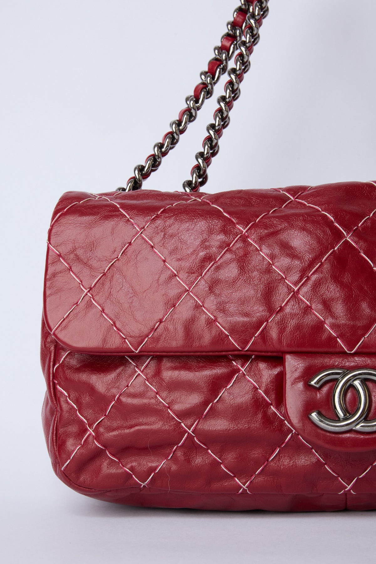 CHANEL RED STICH GLAZED MEDIUM FLAP
