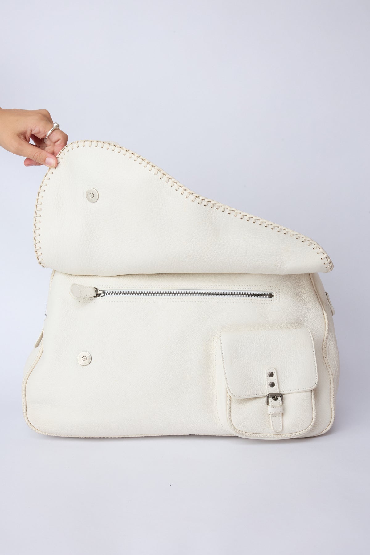 DIOR WHITE WHIPSTITCH XL GAUCHO SADDLE