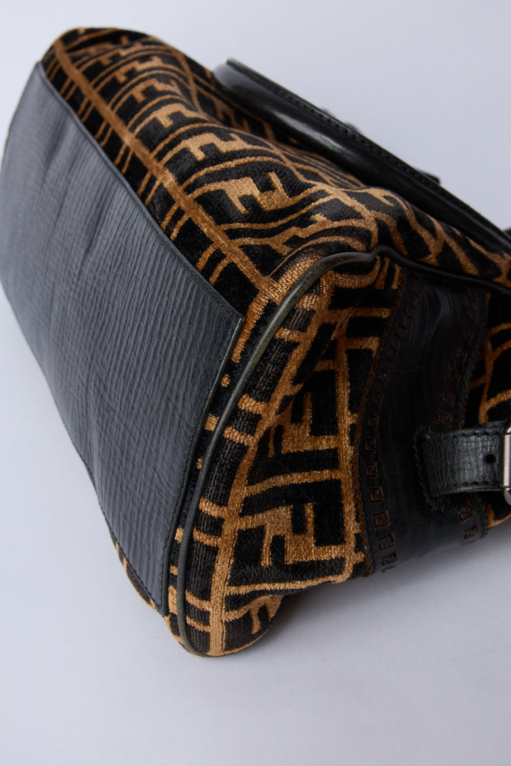 FENDI VELVET CHEF DE JOUR BAG