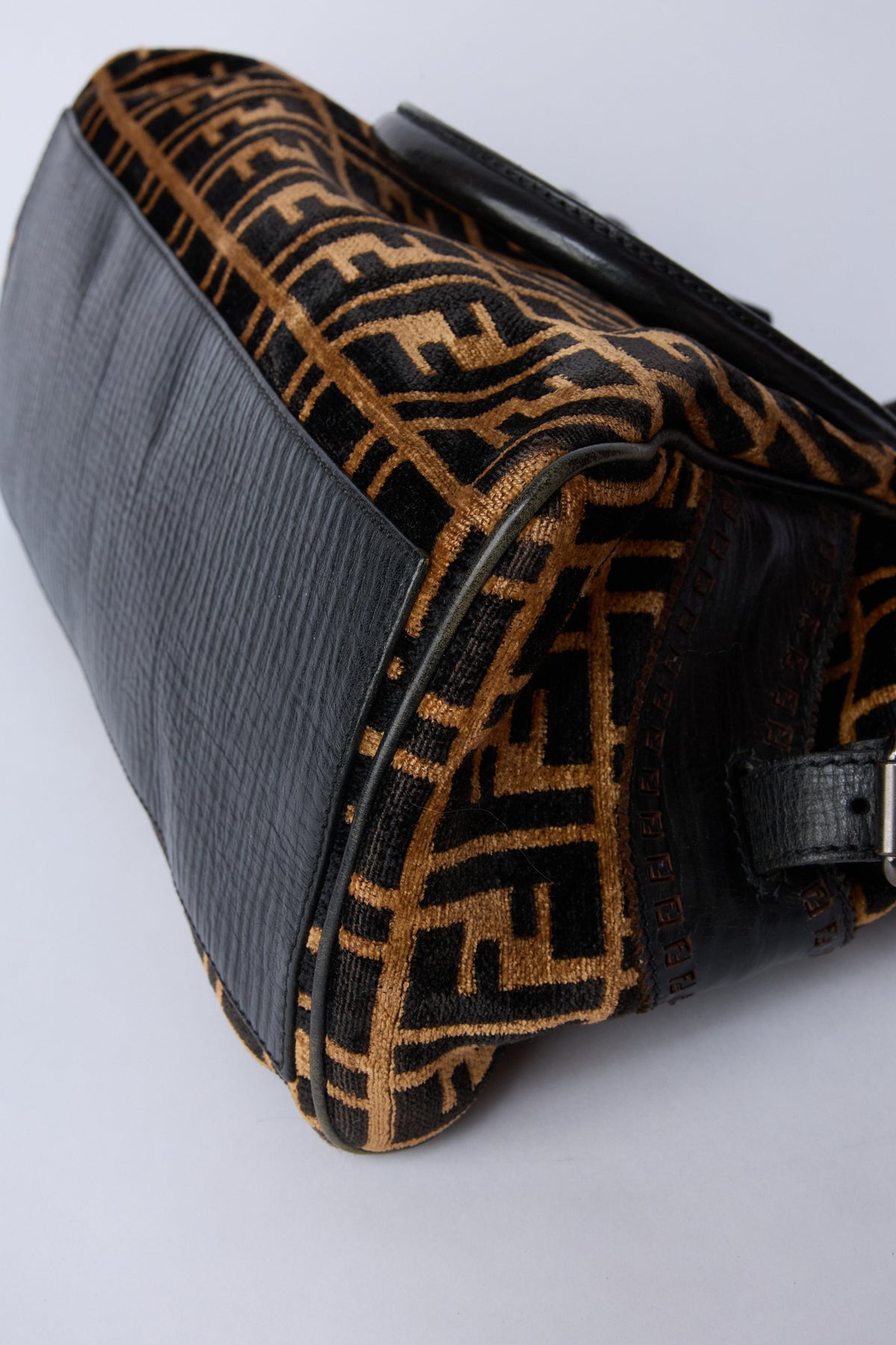 FENDI VELVET CHEF DE JOUR BAG