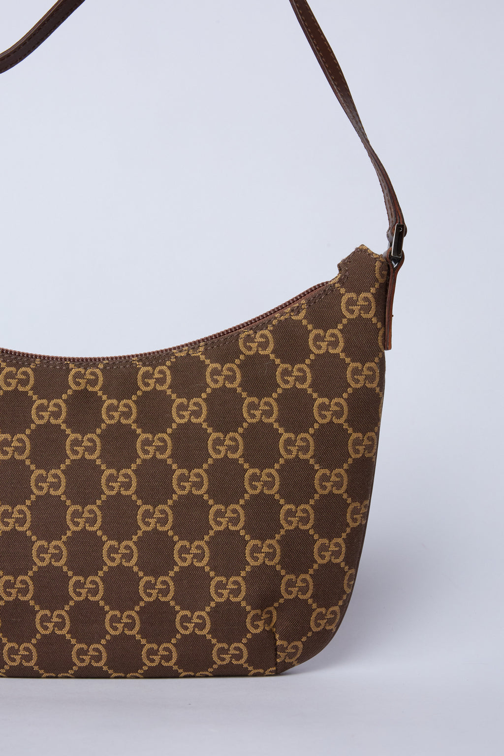 GUCCI BROWN GG POCHETTE
