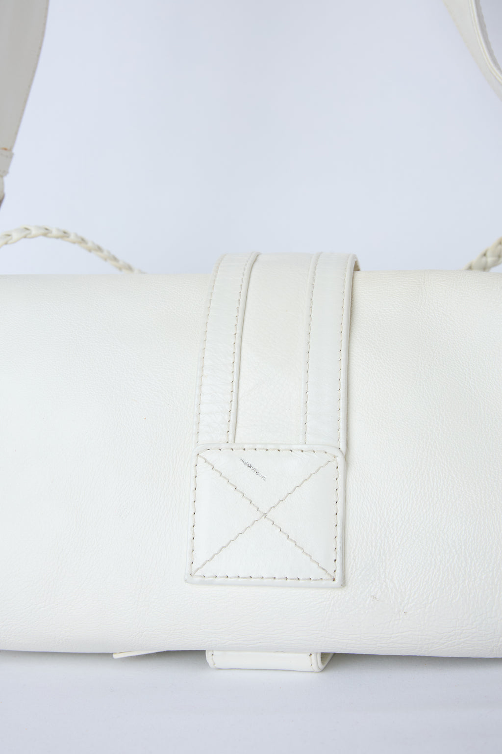 DIOR WHITE FLIGHT BAG