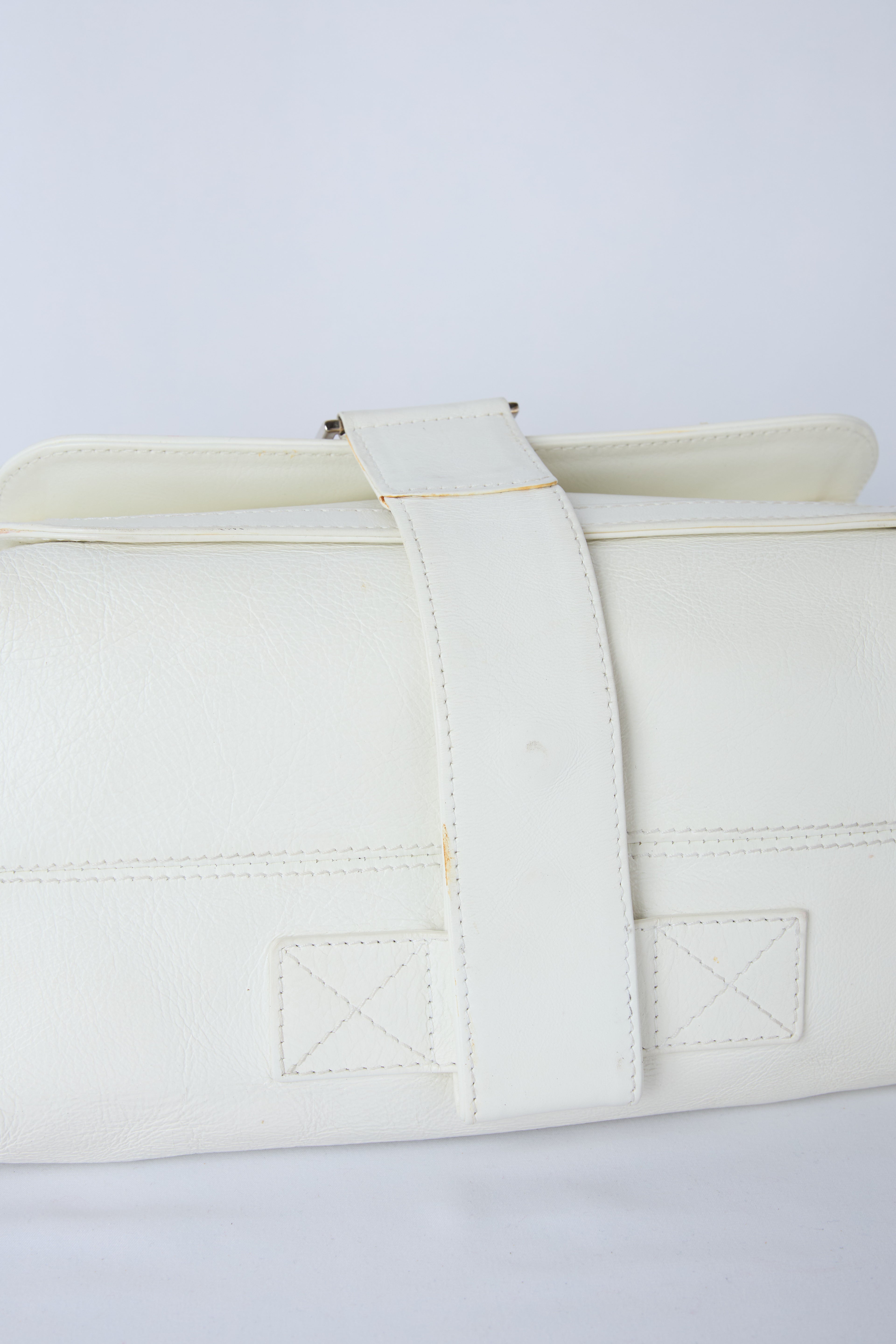 DIOR WHITE FLIGHT BAG