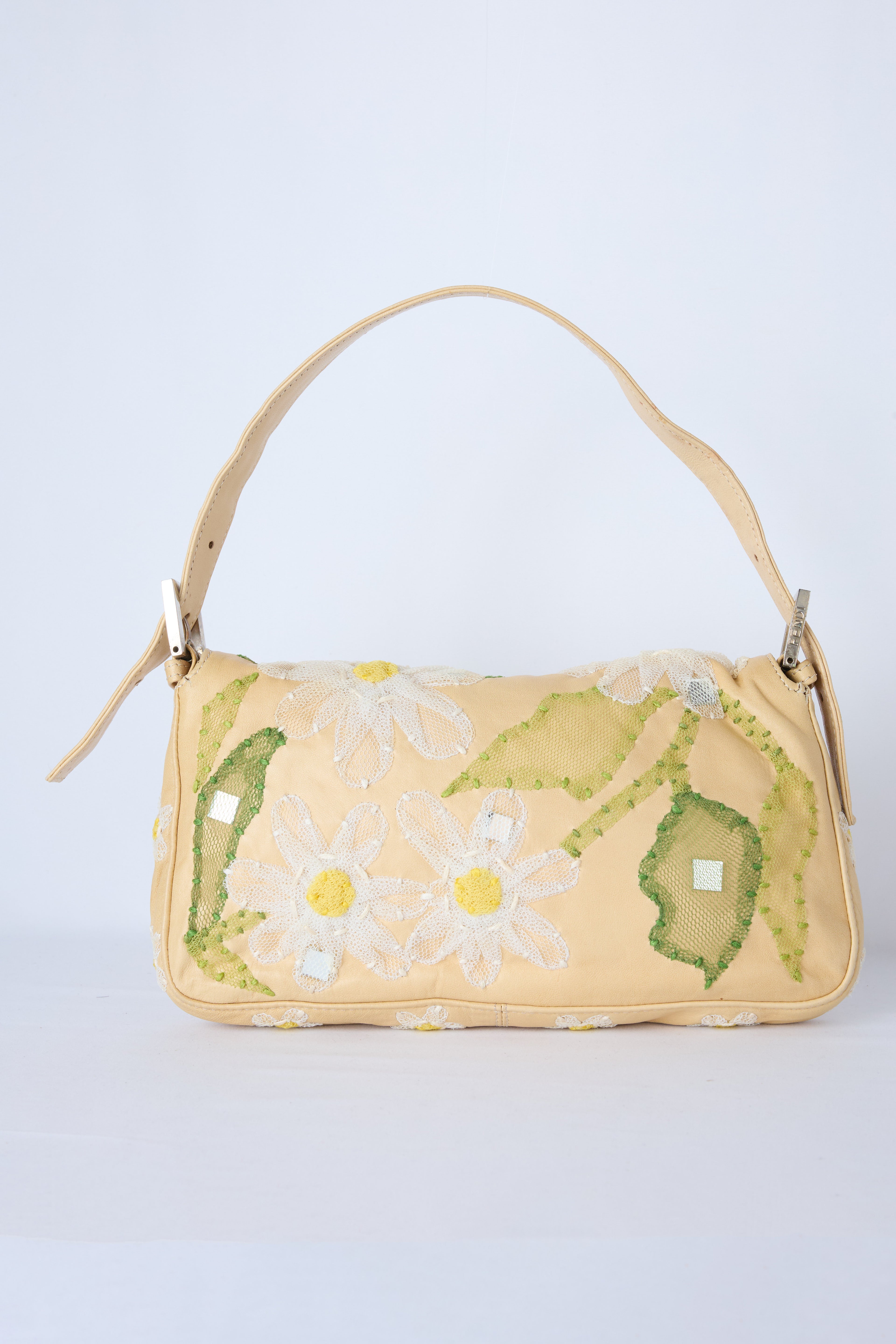 FENDI BEIGE LEATHER DAISY BAGUETTE