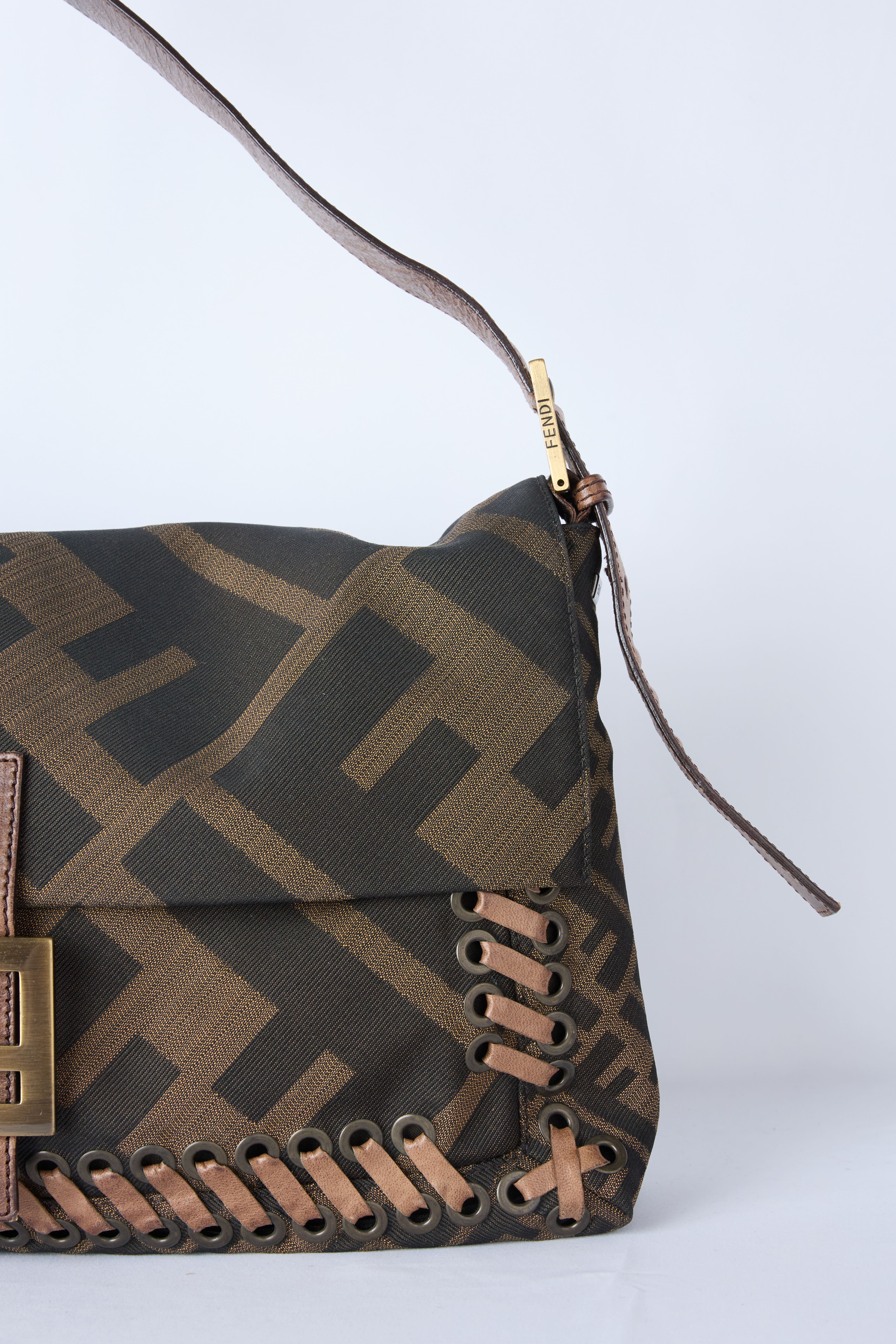 FENDI WHIPSTICH MAXI FLAP