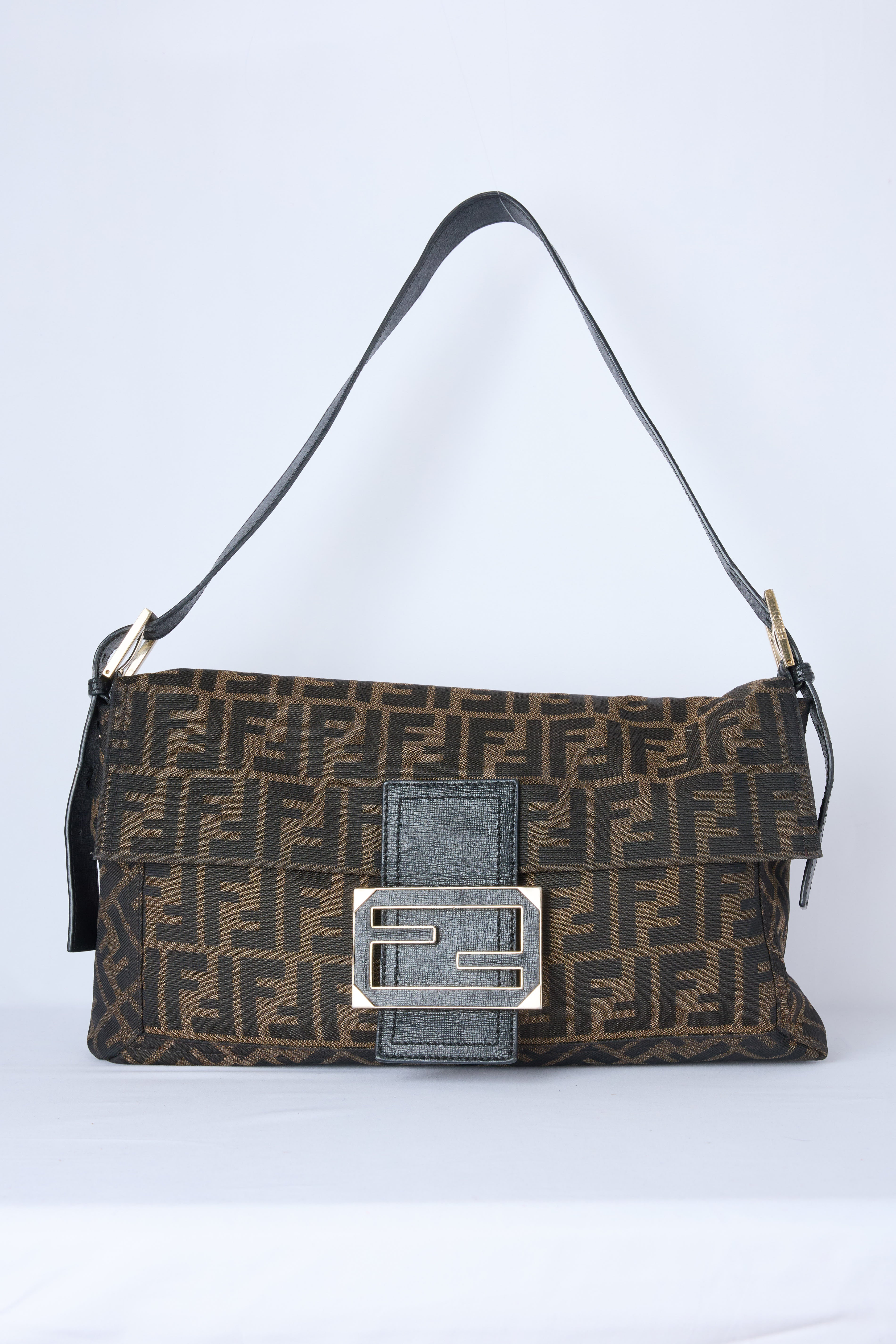 FENDI ZUCCHINO MAXI FLAP