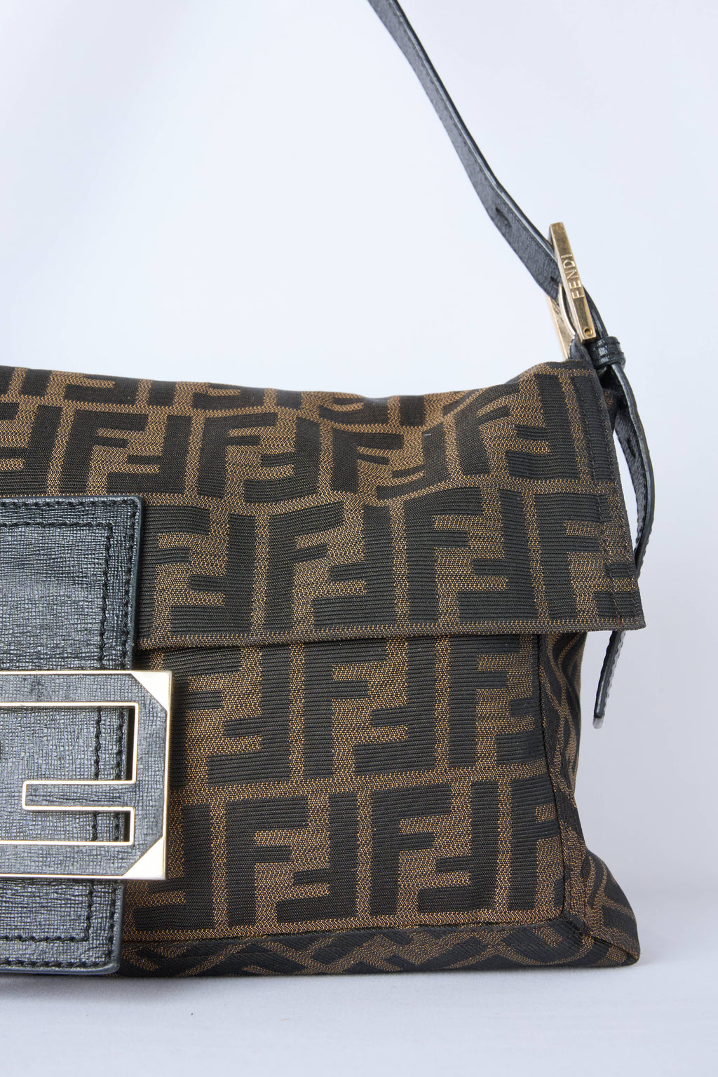 FENDI ZUCCHINO MAXI FLAP