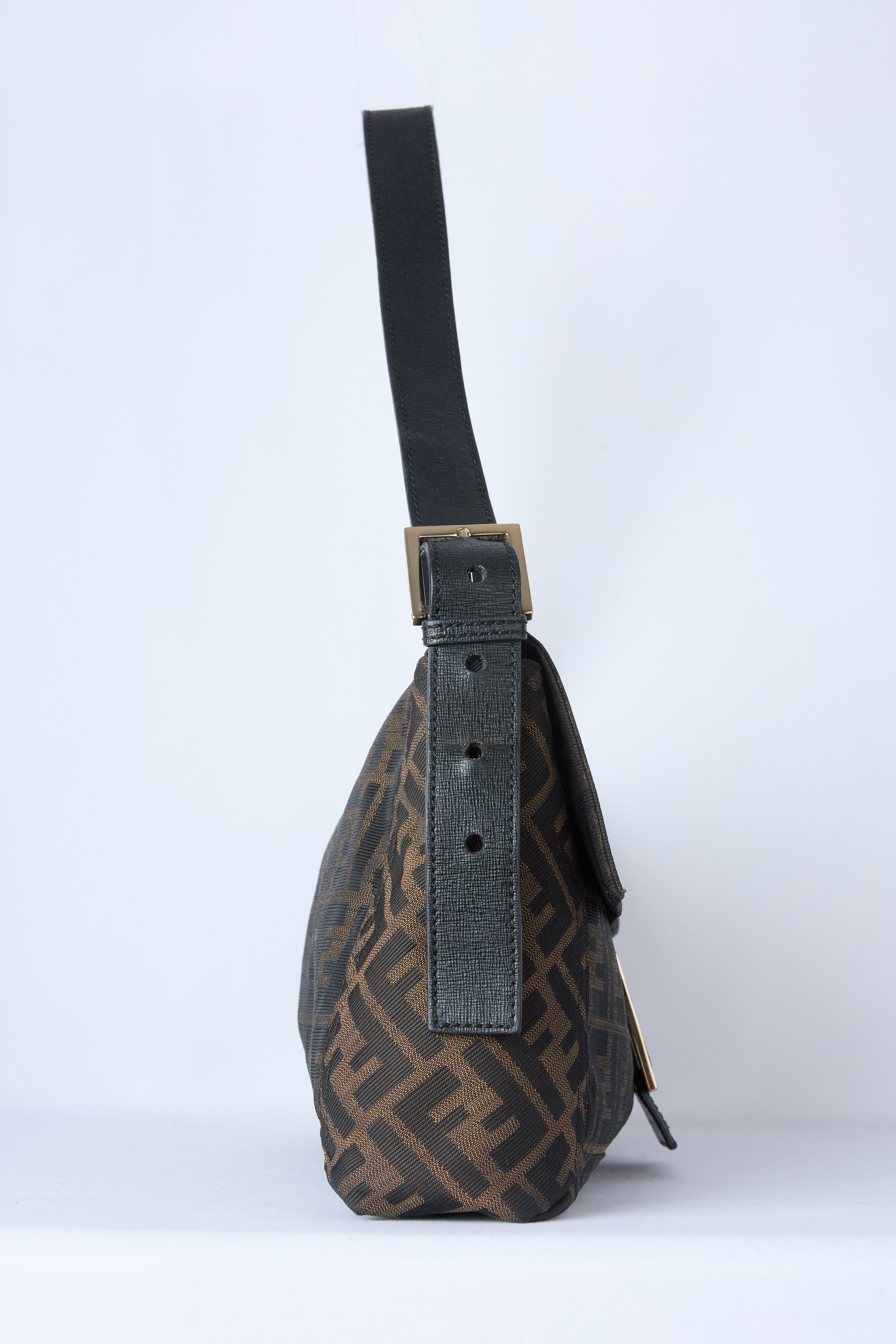 FENDI ZUCCHINO MAXI FLAP
