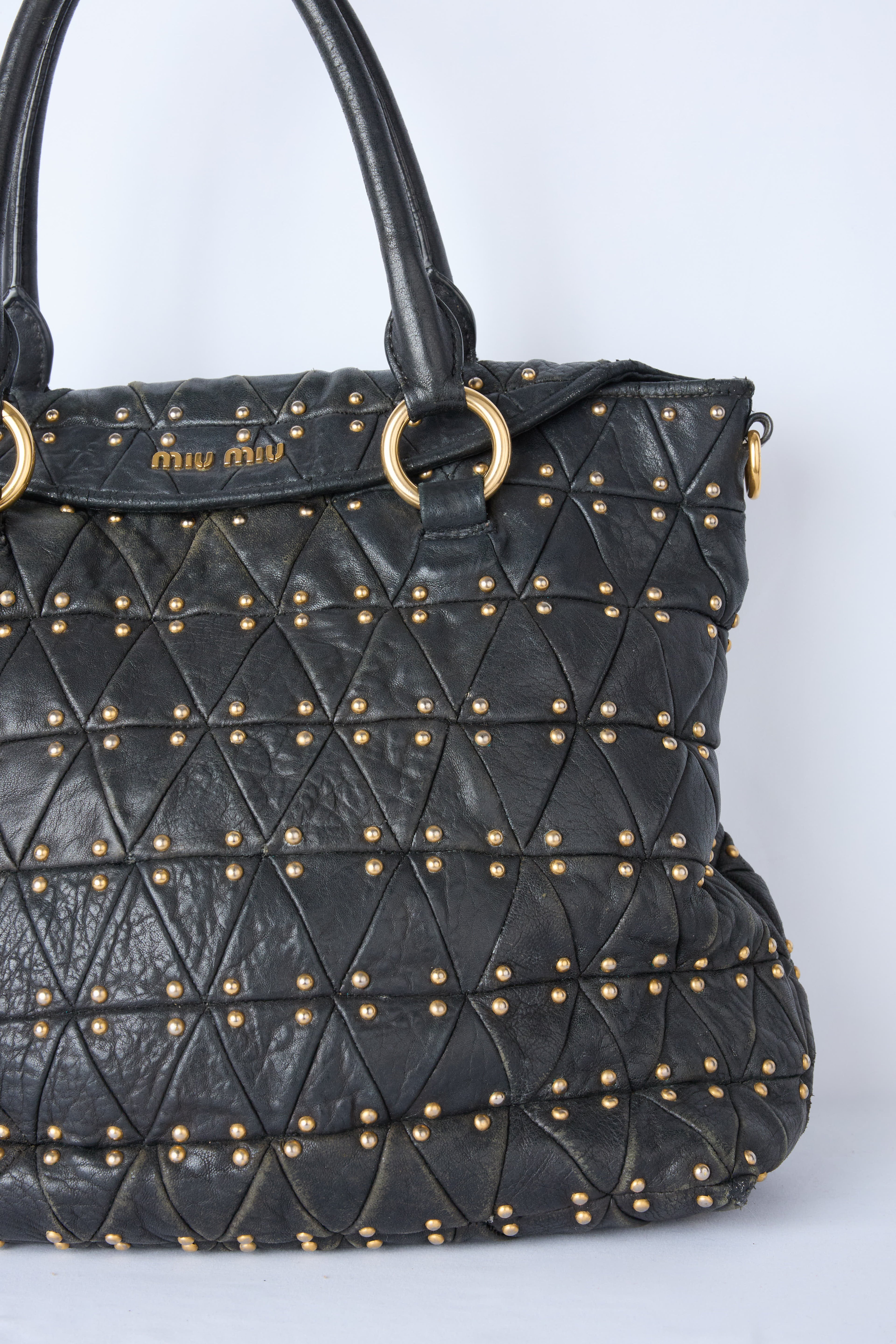 MIU MIU BLACK MATELASSÉ STUDDED QUILTED TOTE