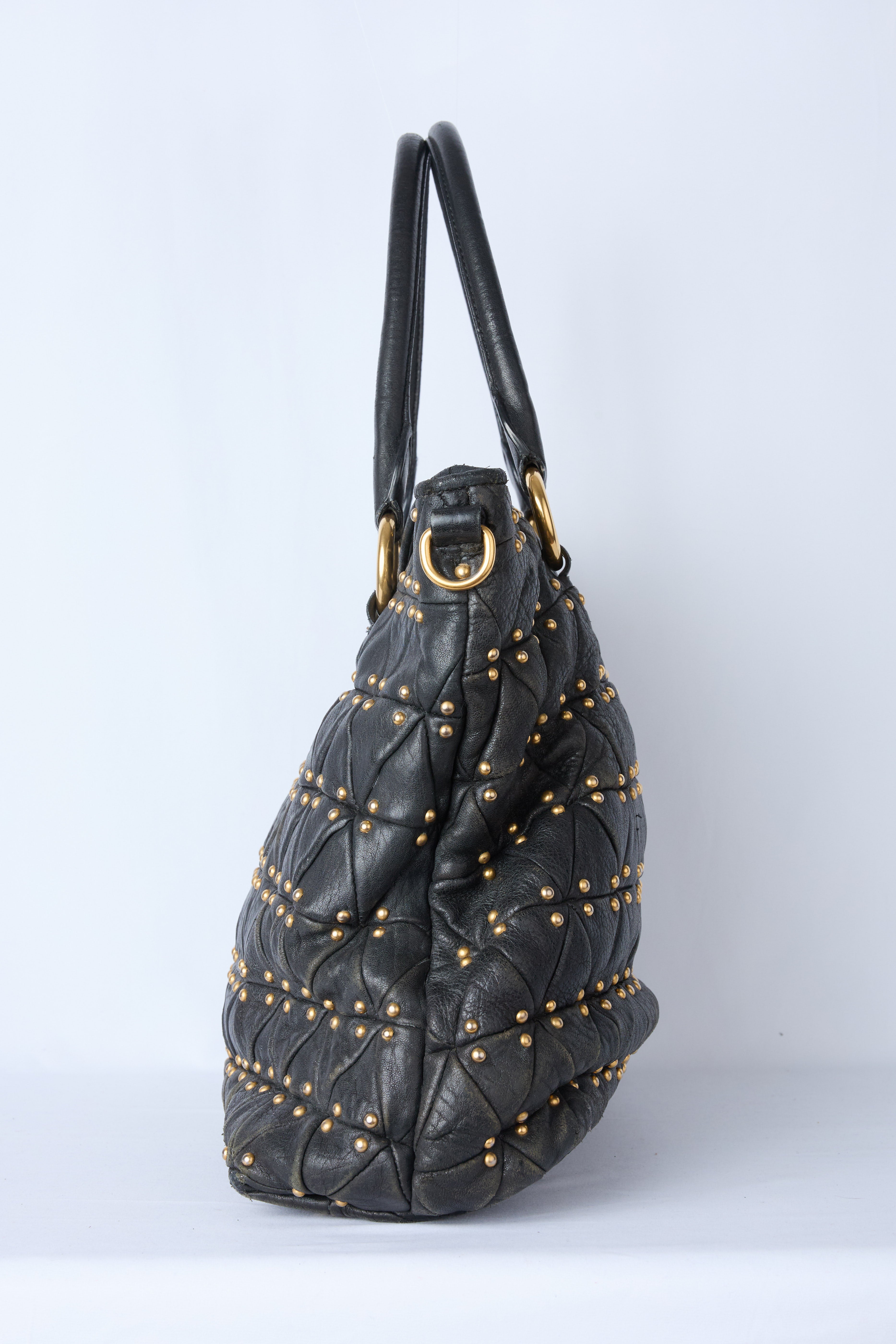 MIU MIU BLACK MATELASSÉ STUDDED QUILTED TOTE