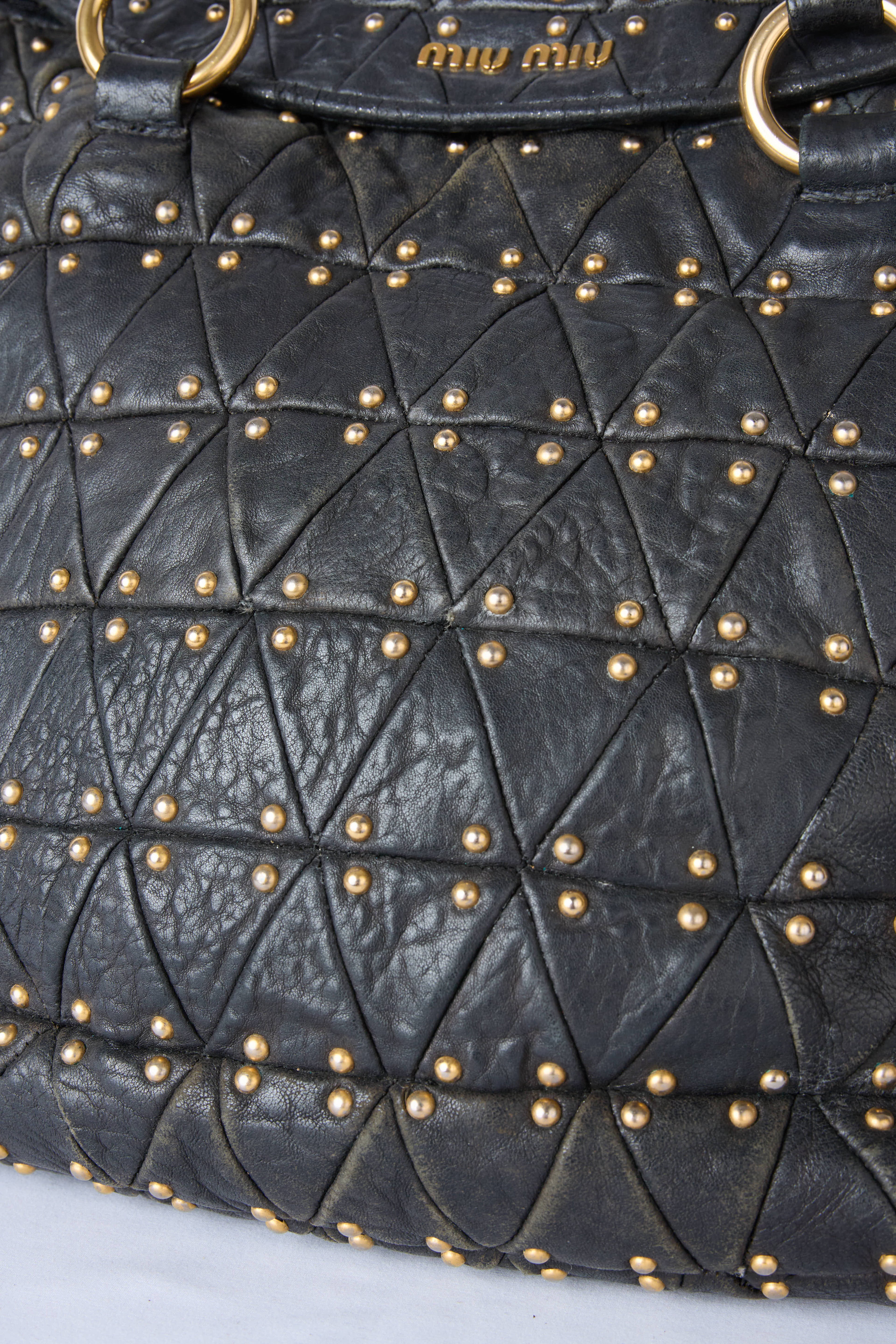 MIU MIU BLACK MATELASSÉ STUDDED QUILTED TOTE