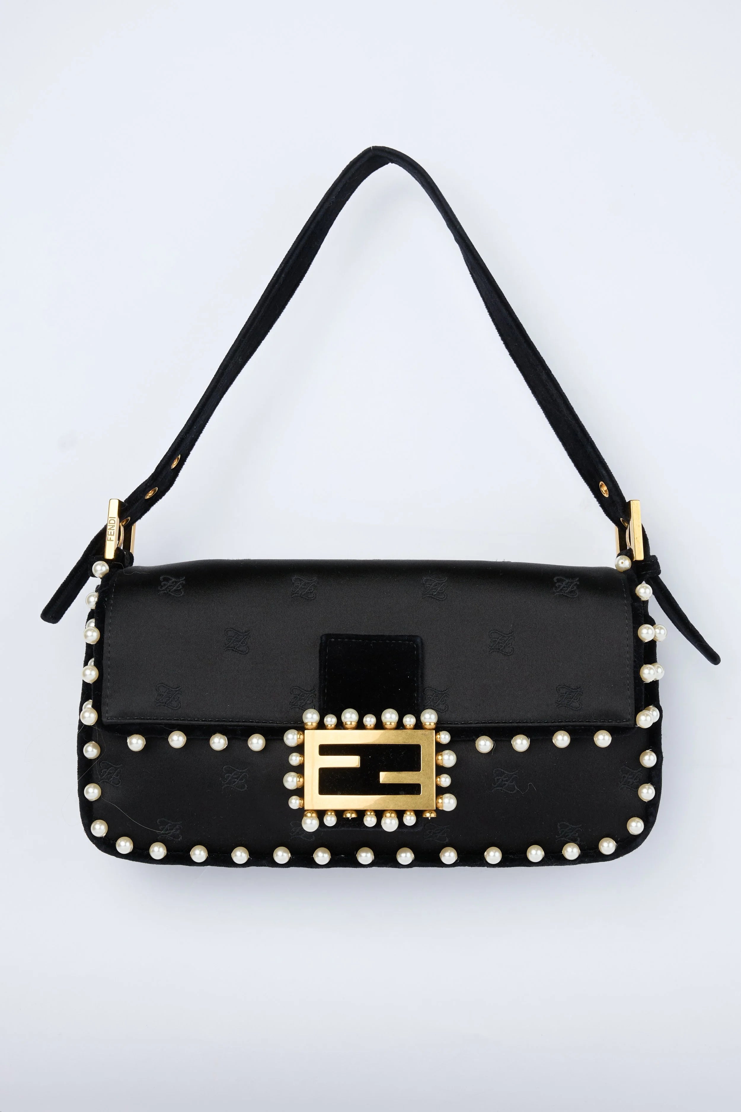FENDI PEARL BAGUETTE
