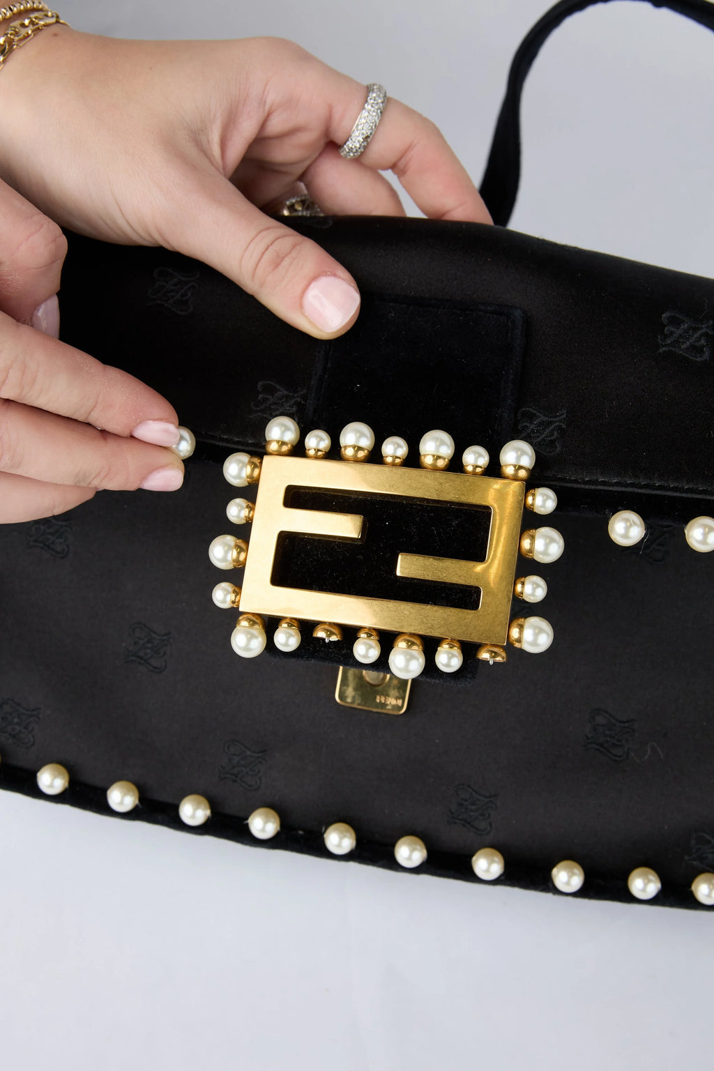 FENDI PEARL BAGUETTE