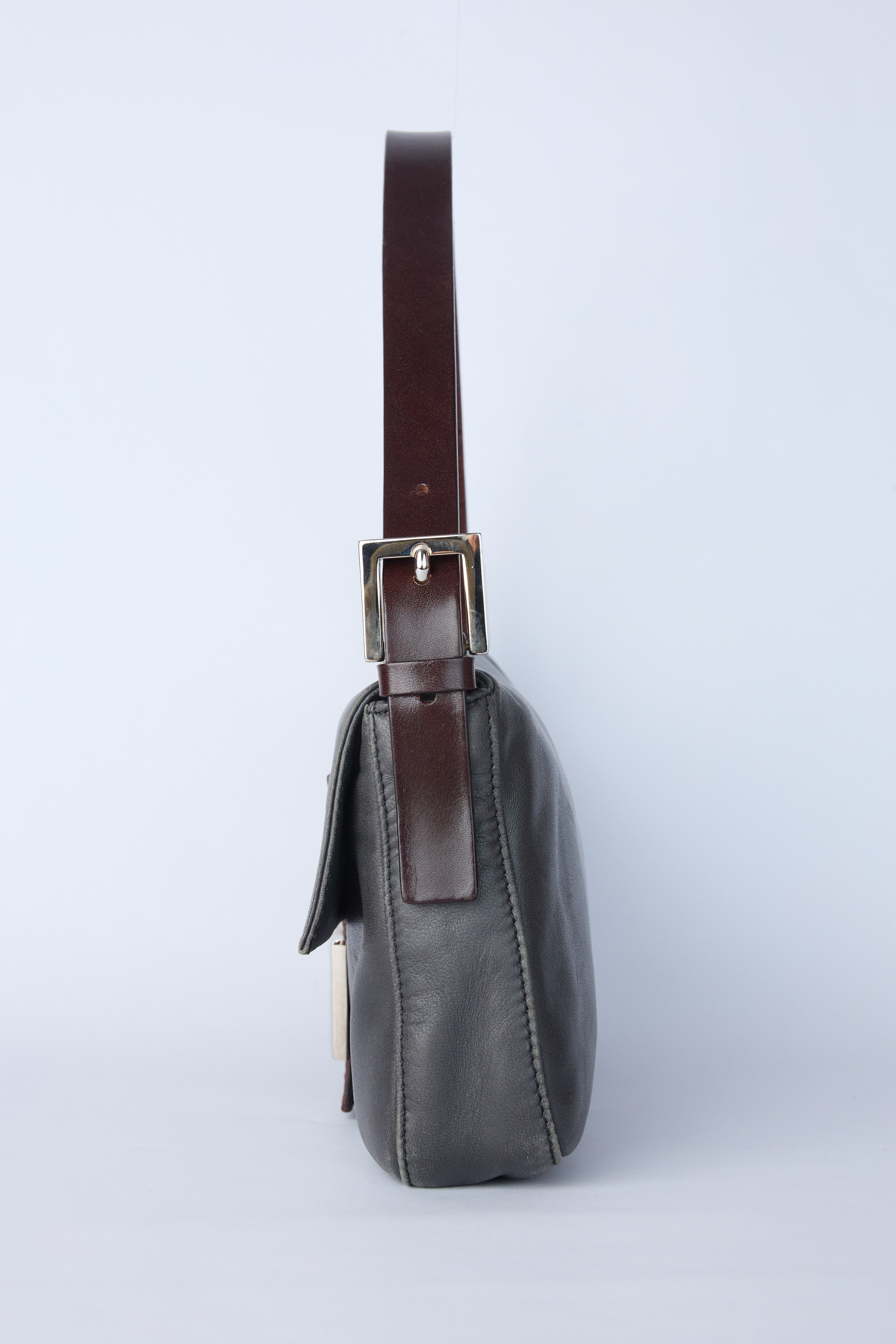 FENDI BLACK LEATHER BAGUETTE