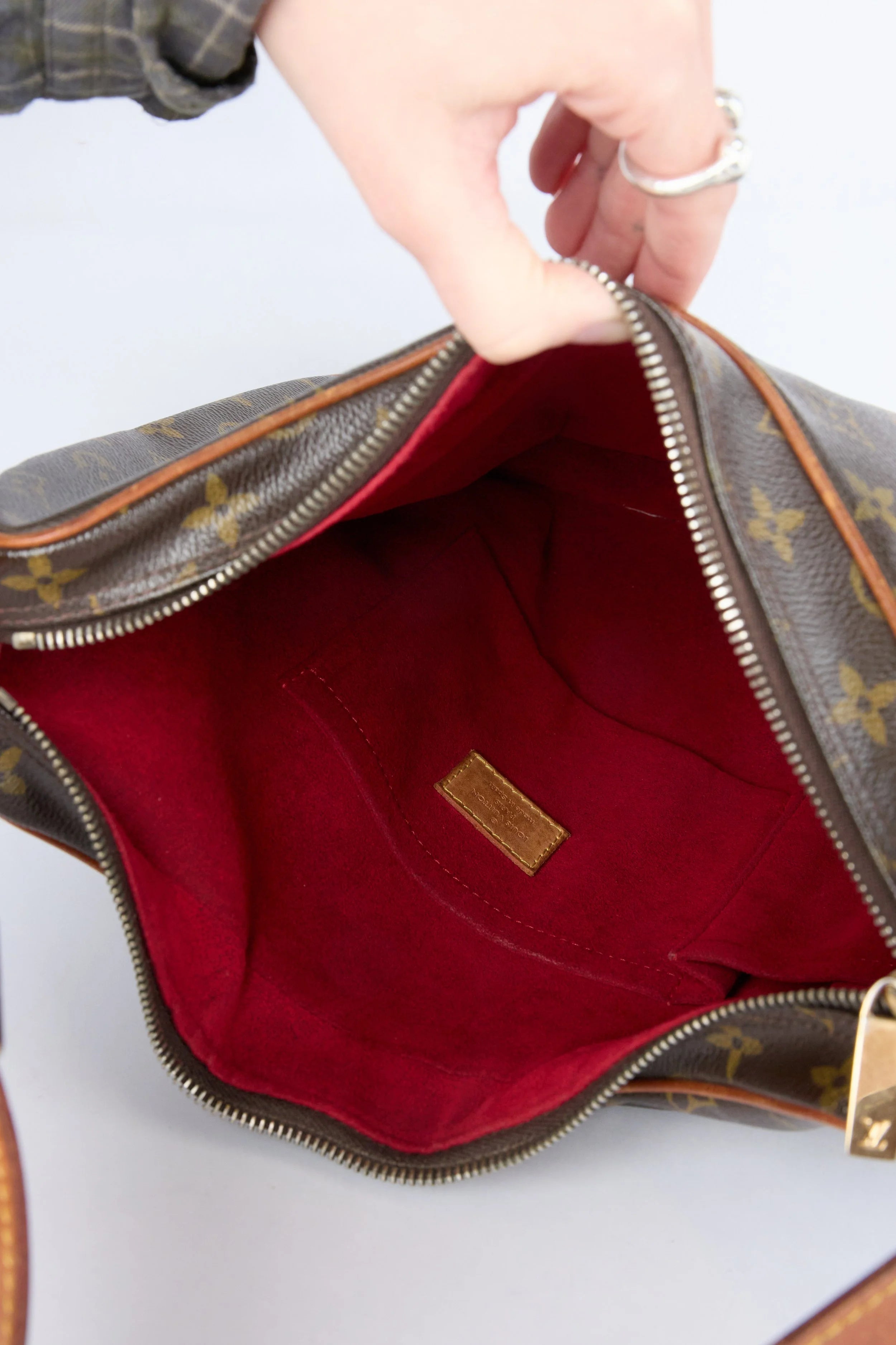 LOUIS VUITTON MONOGRAM CROISSANT
