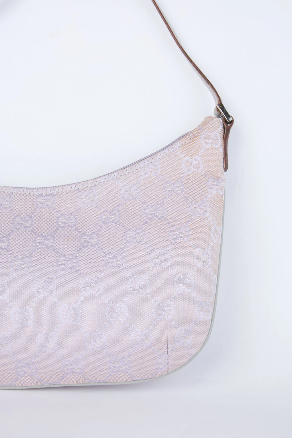 GUCCI LILAC GG POCHETTE