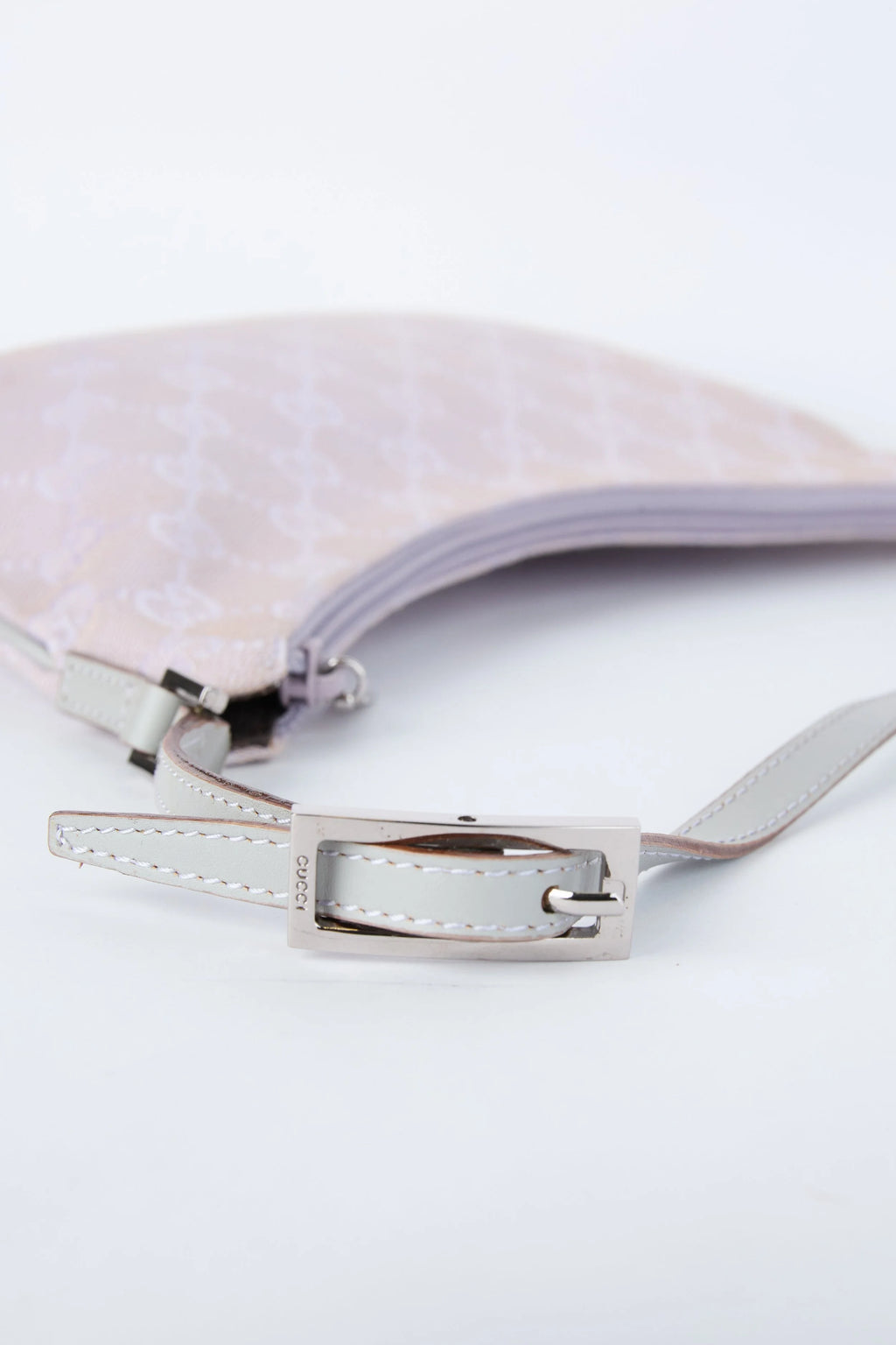 GUCCI LILAC GG POCHETTE