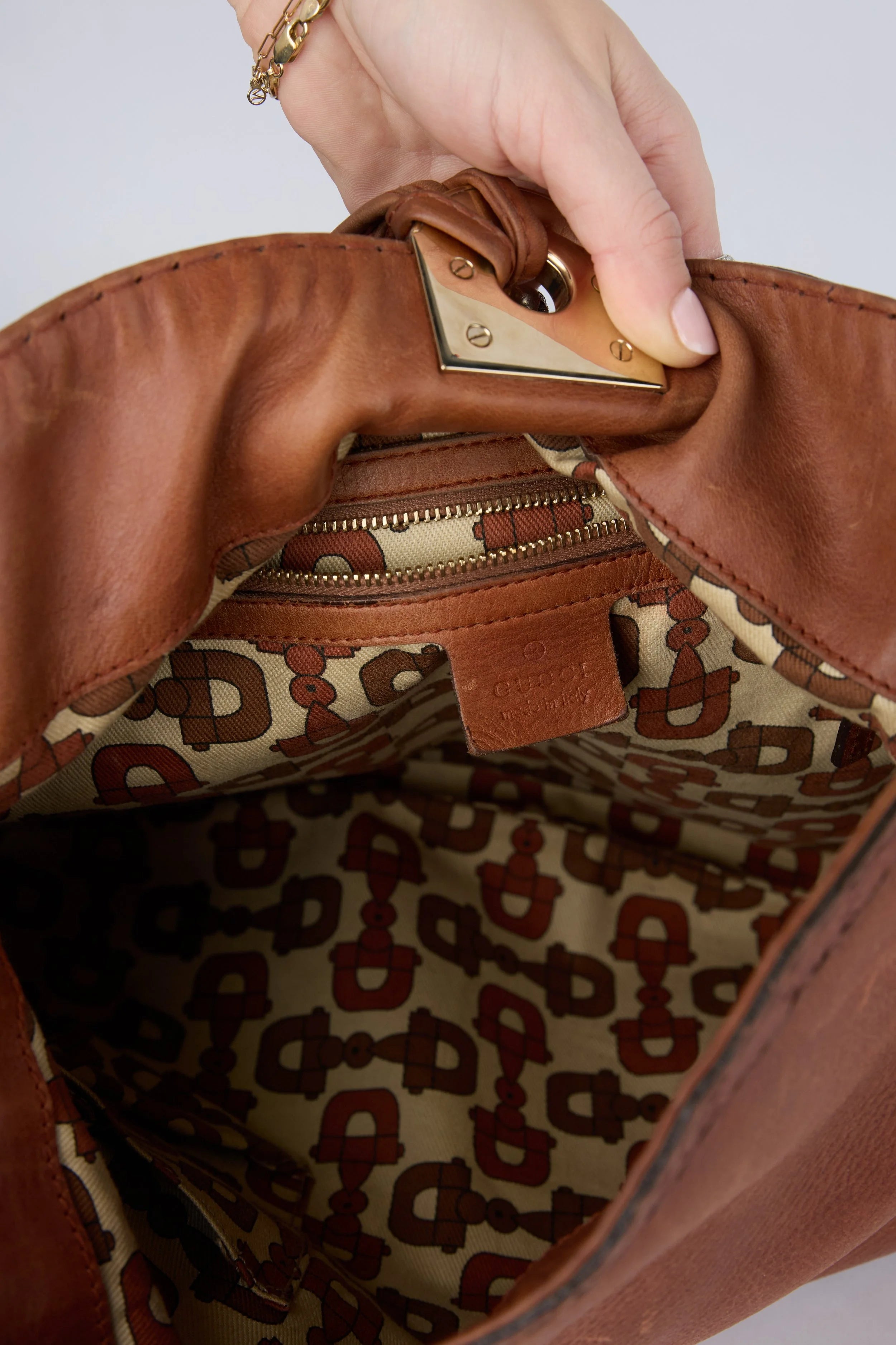 GUCCI TAN INDY HOBO