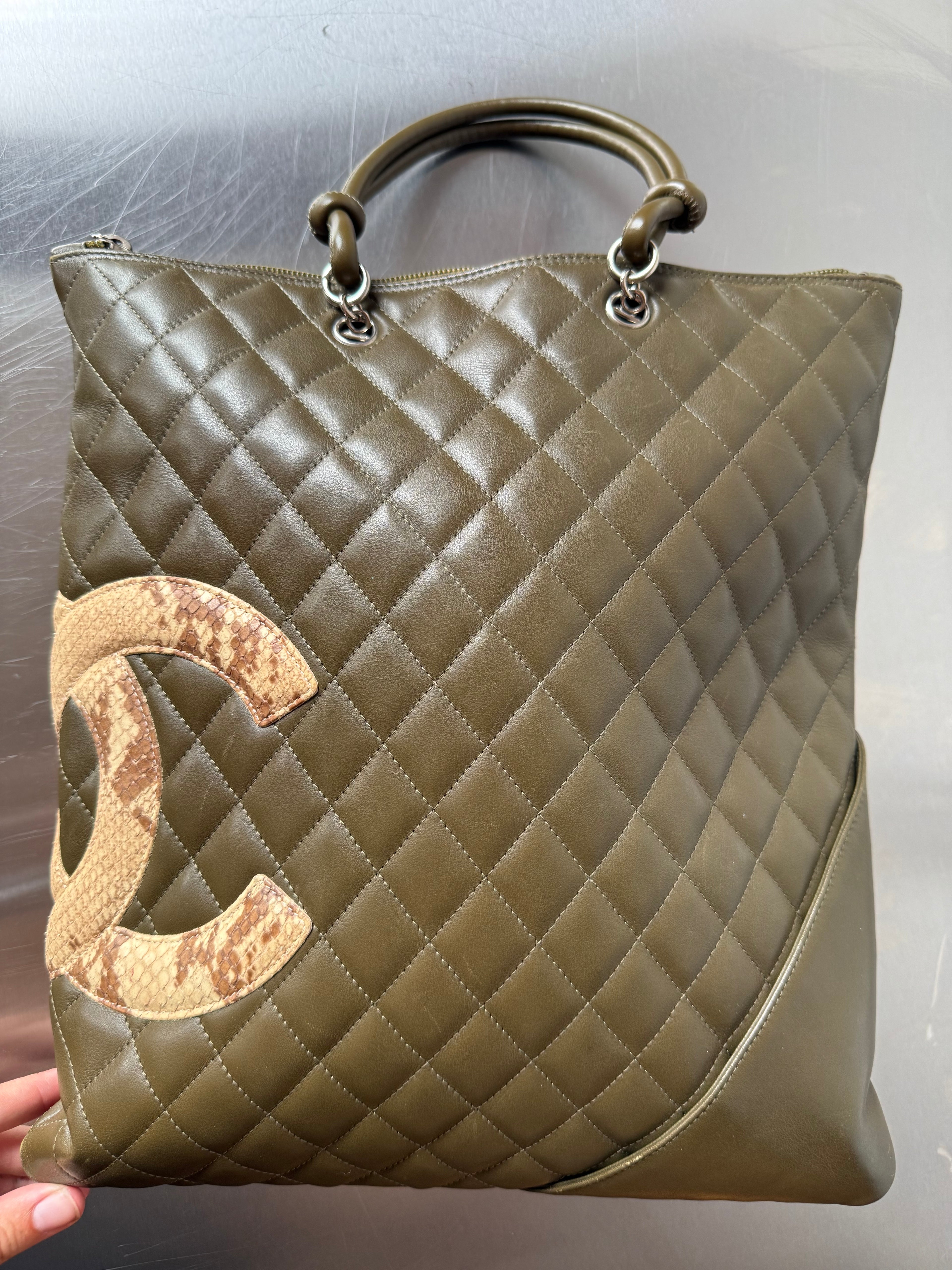 CHANEL KHAKI LIGNE CAMBON TOTE