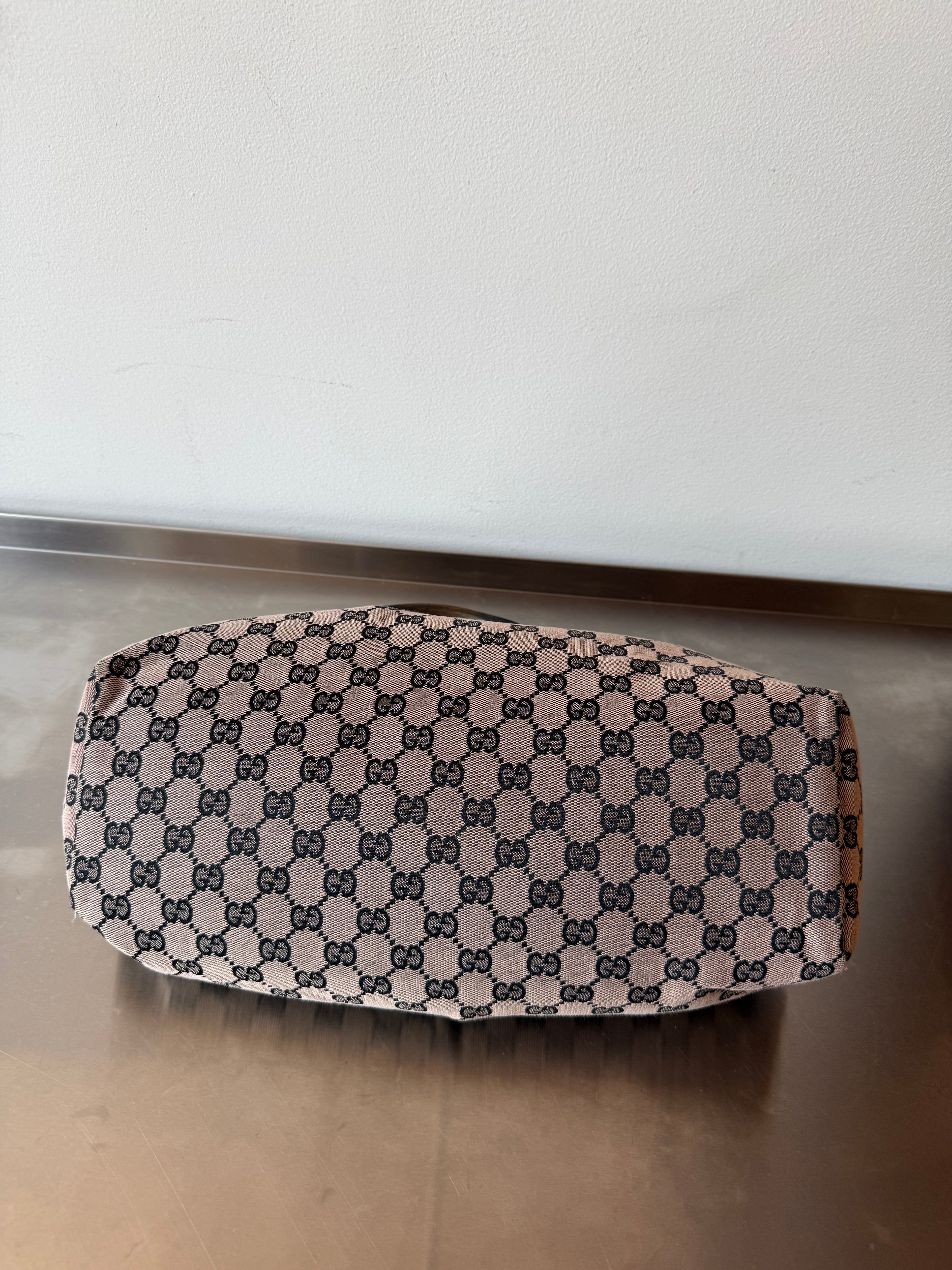 GUCCI BAMBOO HANDLE BAG