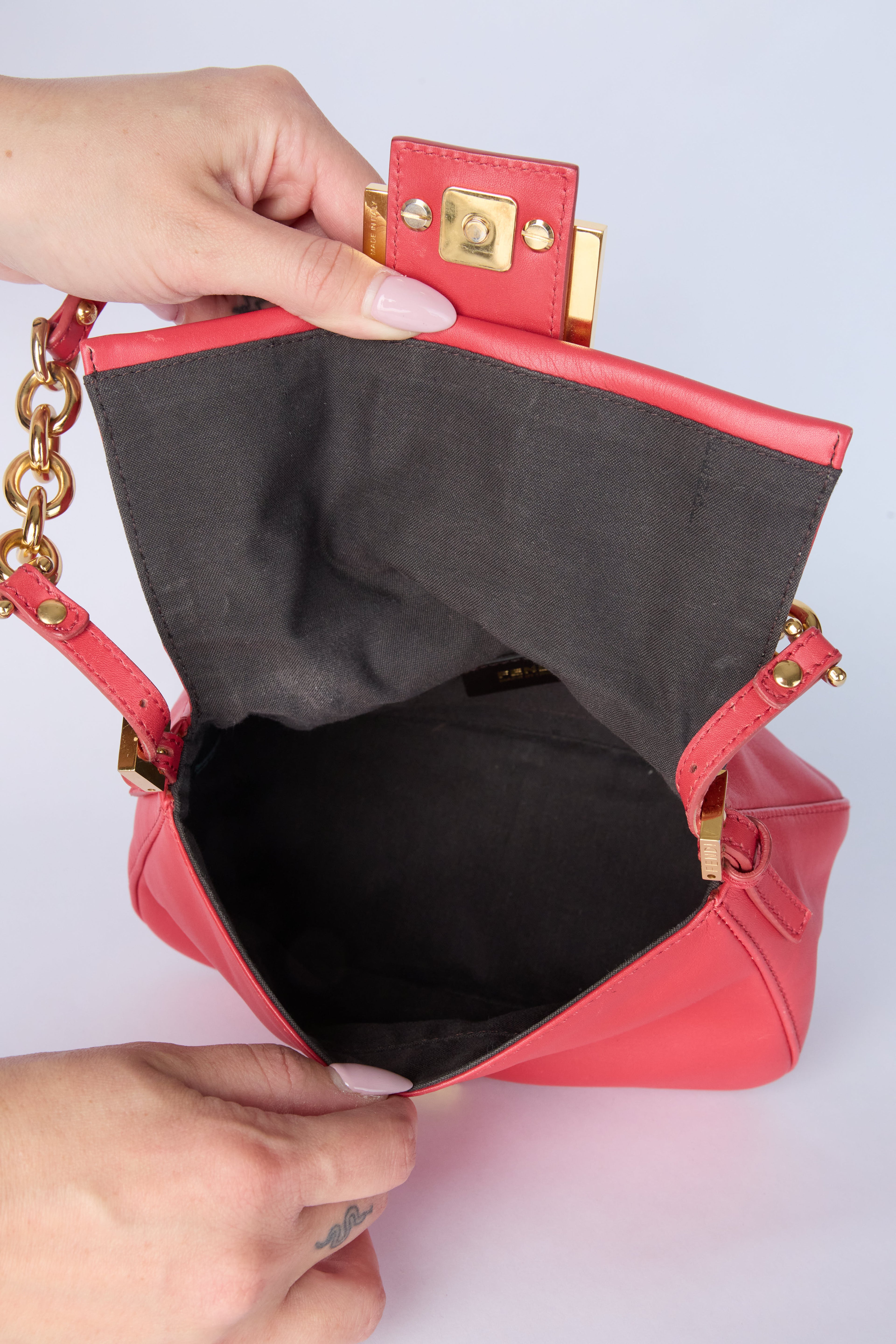 FENDI RED & GOLD CHAIN MINI MAMMA BAGUETTE
