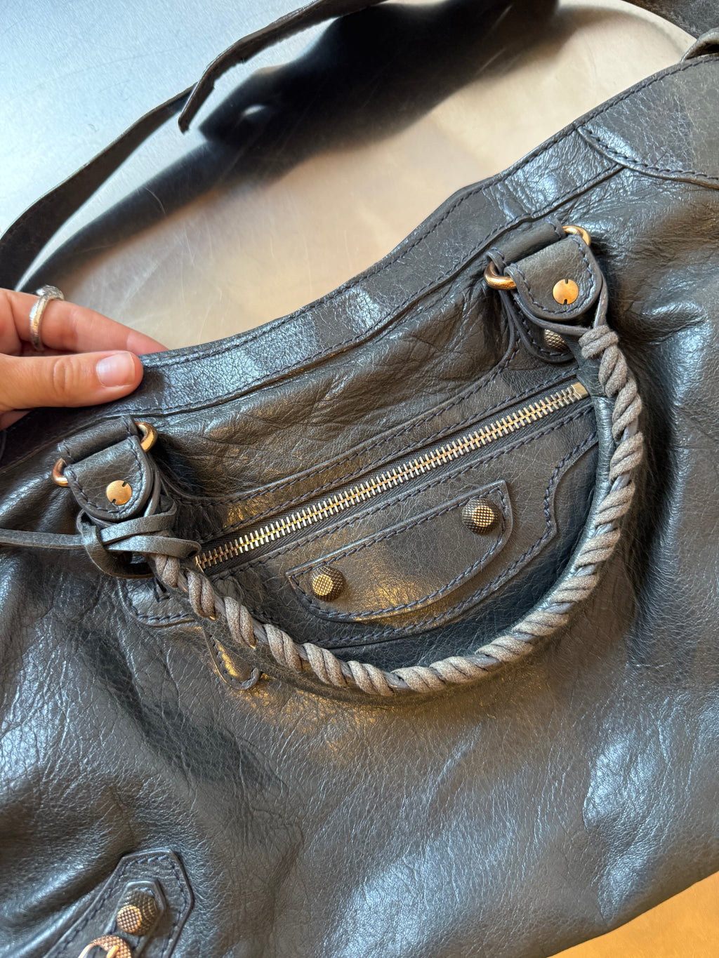 BALENCIAGA GREY CITY