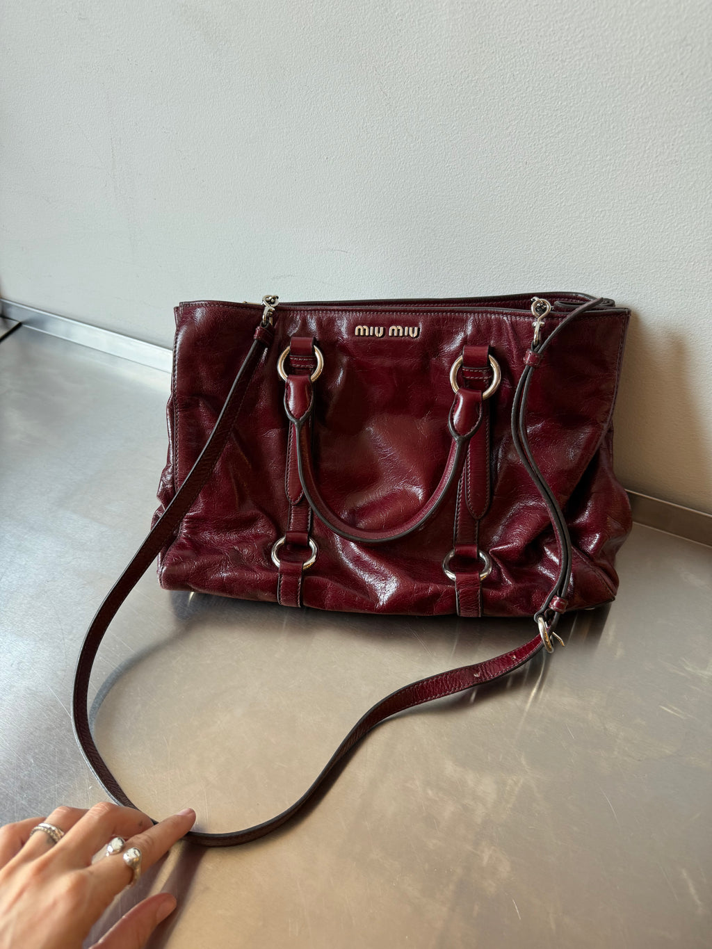 MIU MIU BURGUNDY VITELLO BAG