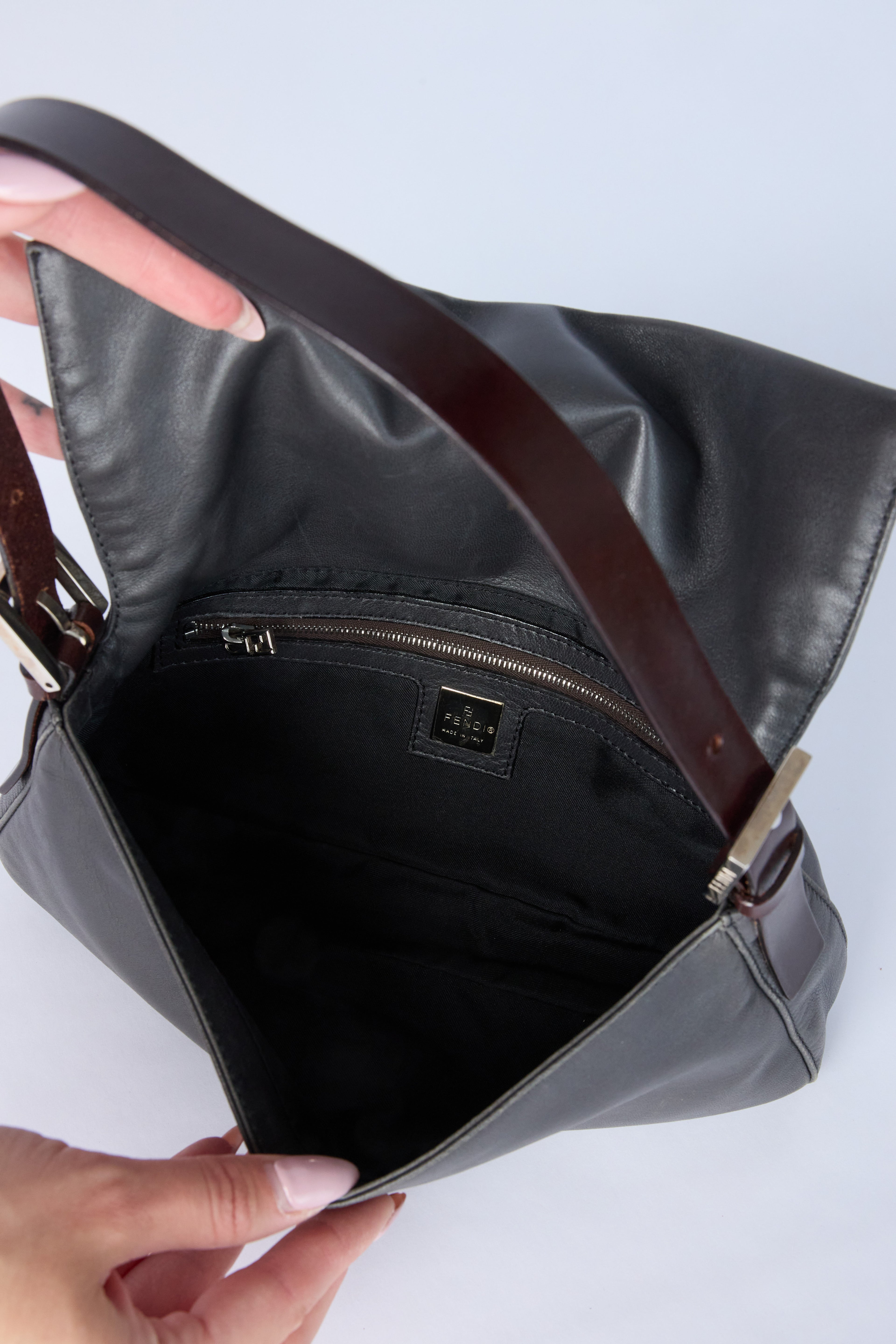 FENDI BLACK LEATHER BAGUETTE